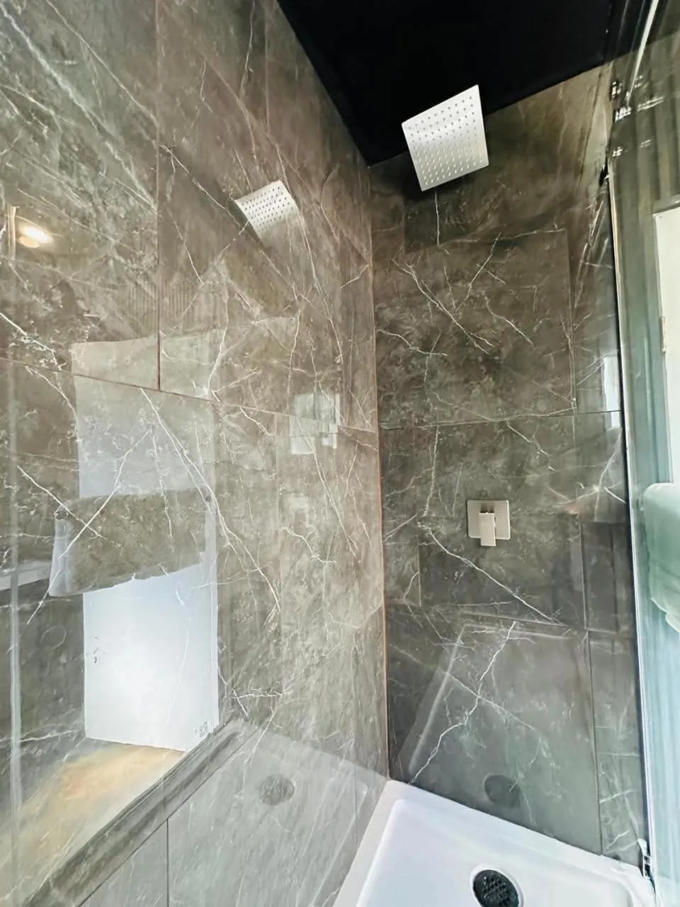 Shower in Sage Hills Motel