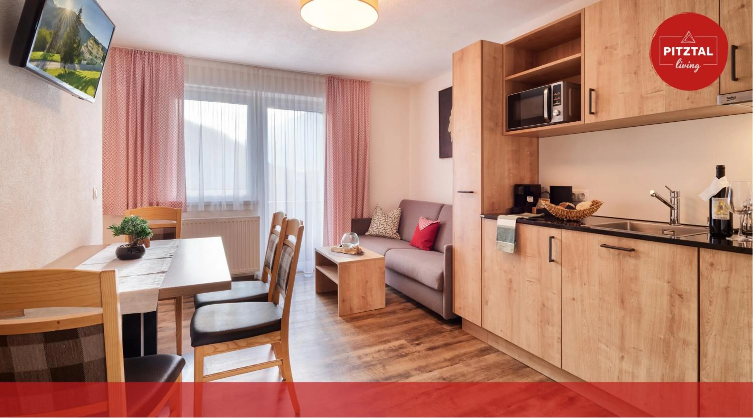 Dining area in Pitztal Living Apartments