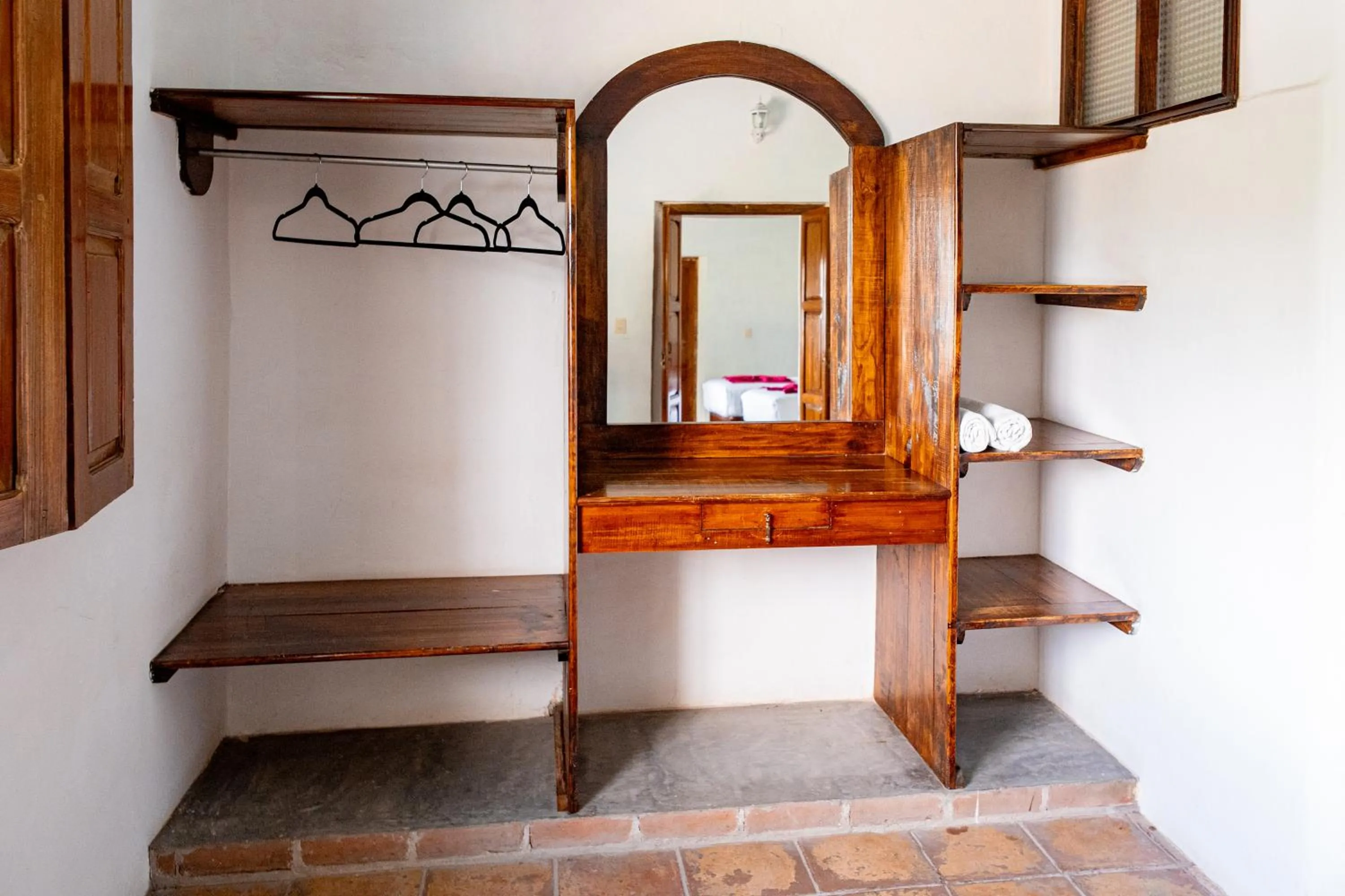 wardrobe in HOTEL EX HACIENDA EL MOLINO
