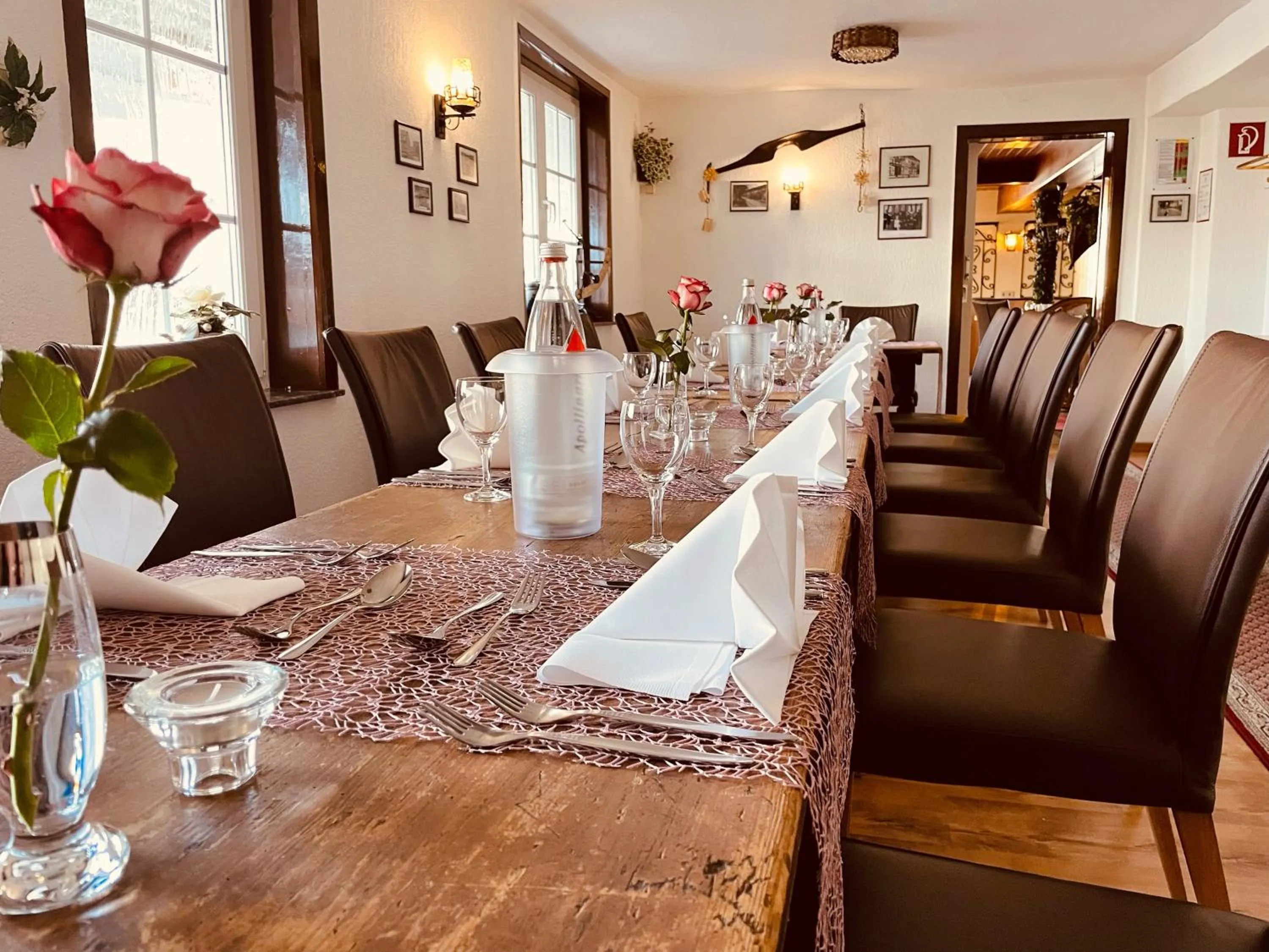 Restaurant/places to eat in Hotel Orthwein -kostenfreie Parkplätze-