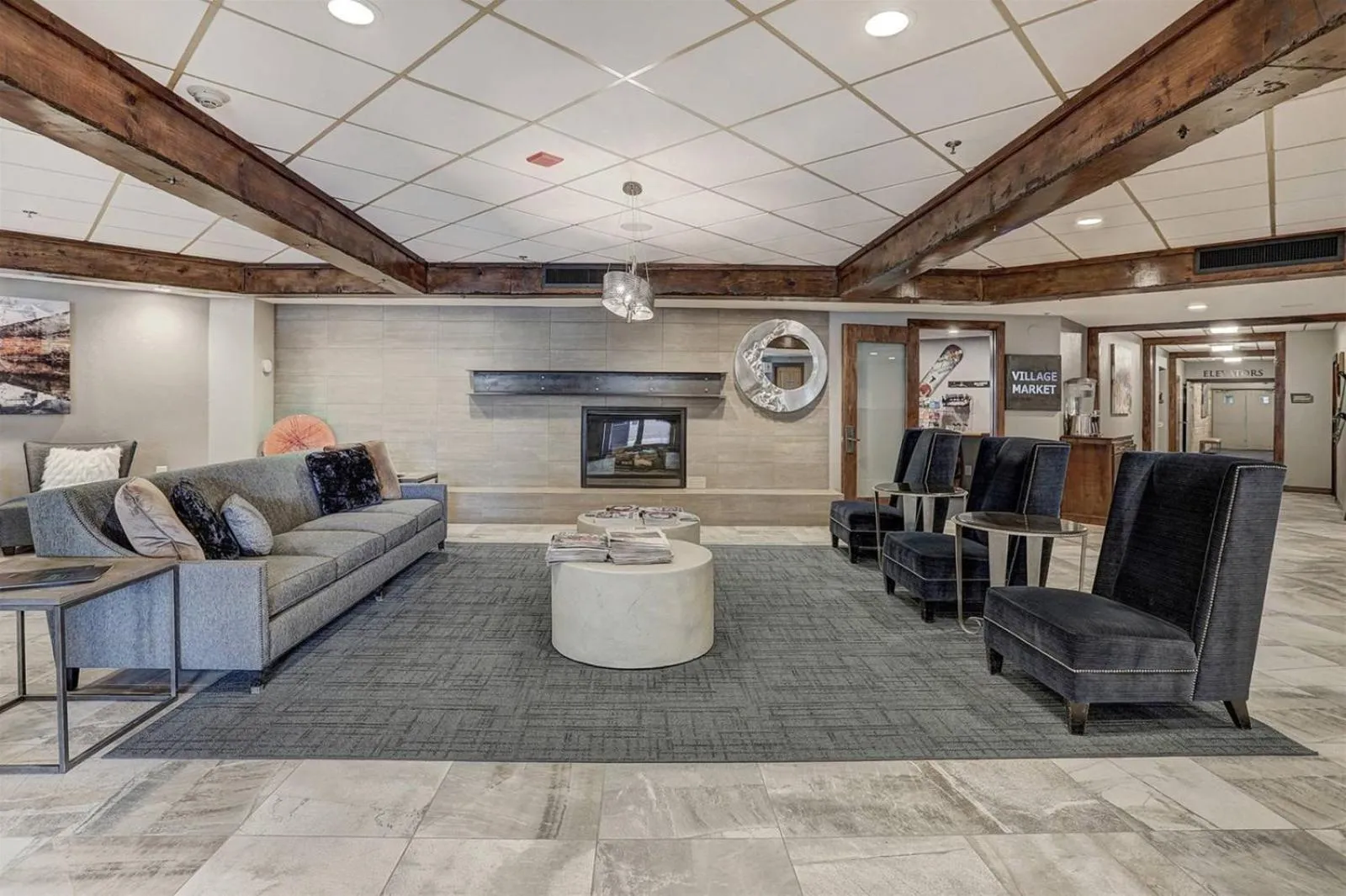 Property building in 1 Bedroom Ski In, Ski Out Mountain Vacation Rental Located Next To Historic Main Street In Downtown Breckenridge