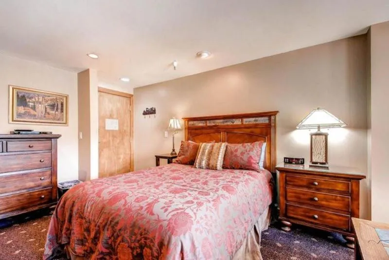 Bedroom, Bed in 1 Bedroom Ski In, Ski Out Mountain Vacation Rental Located Next To Historic Main Street In Downtown Breckenridge