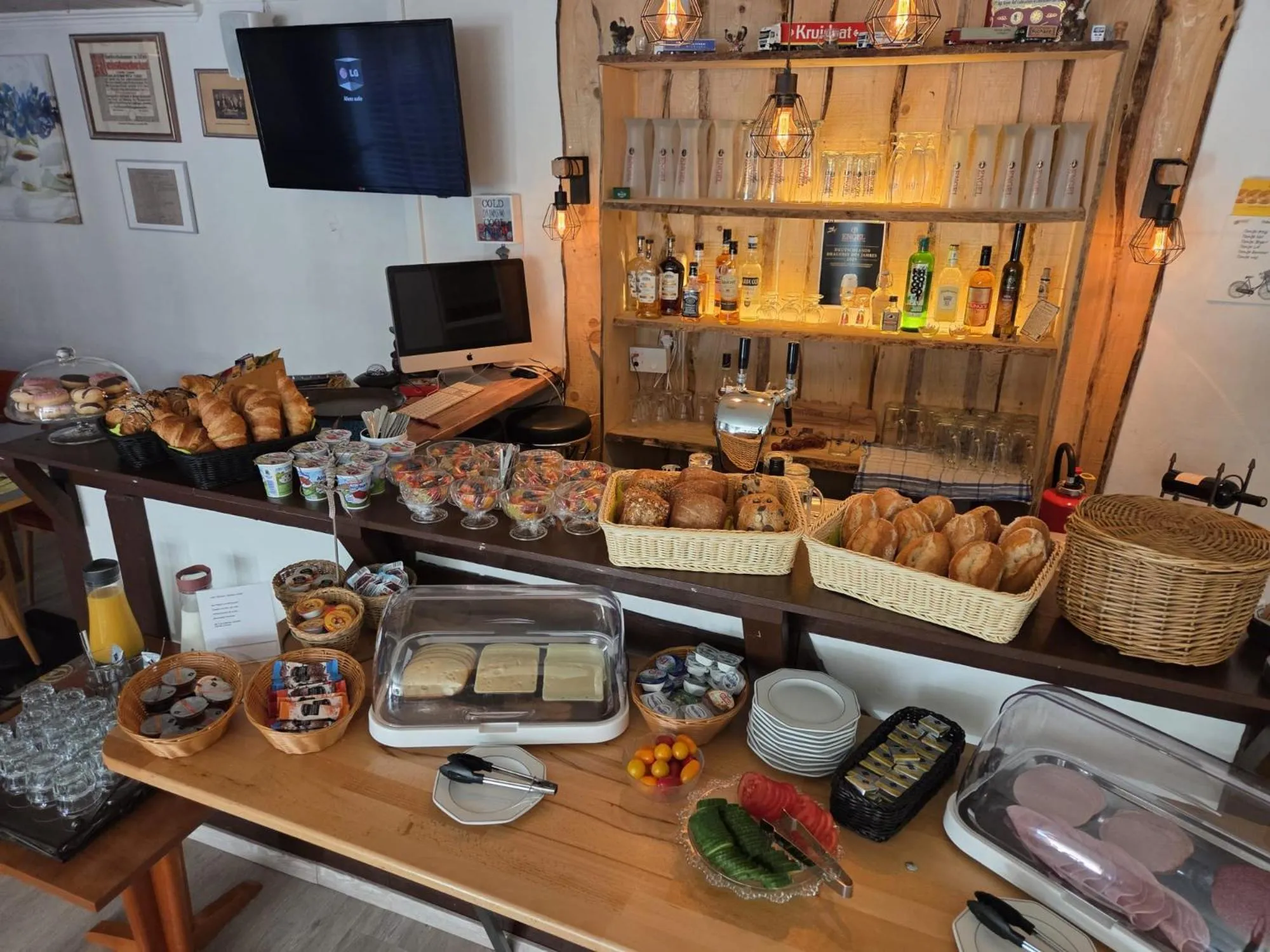 Breakfast in Hotel Pension Gelpkes Mühle