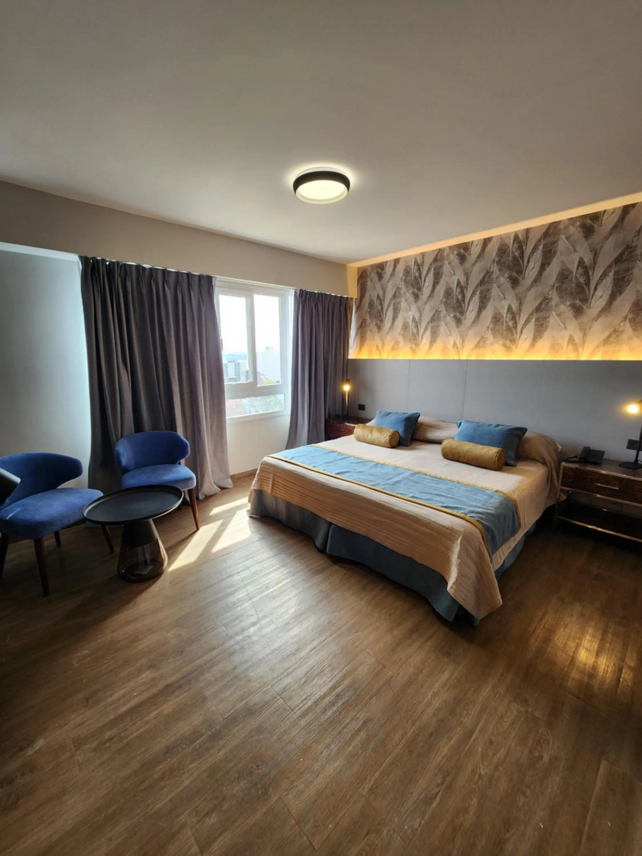 Bed in Hotel Continental