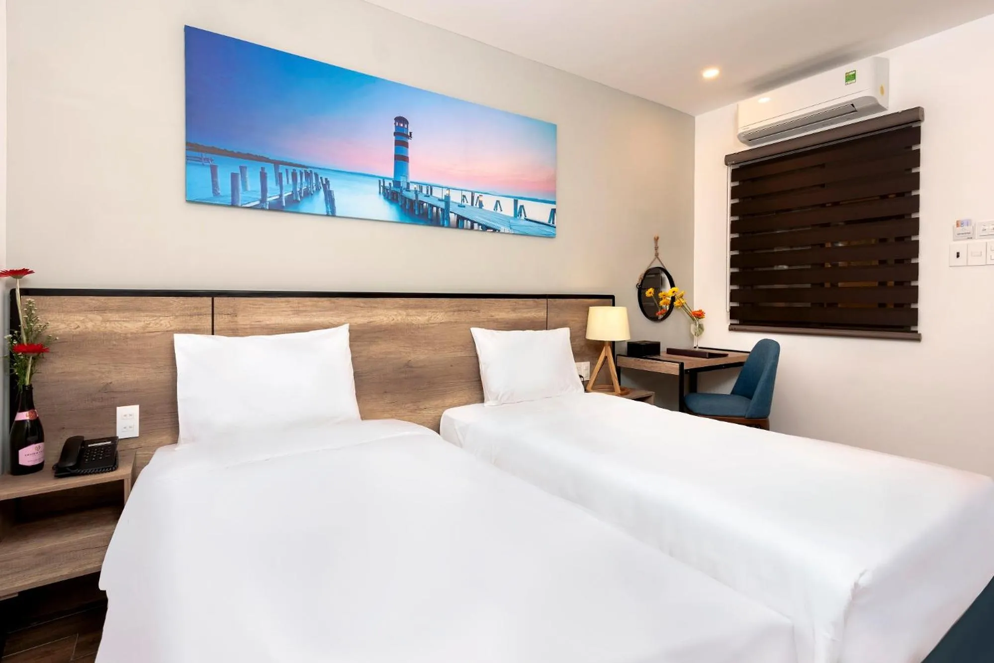 Bed in TITAN HOTEL - Formerly known as Golden Lotus Central Hotel