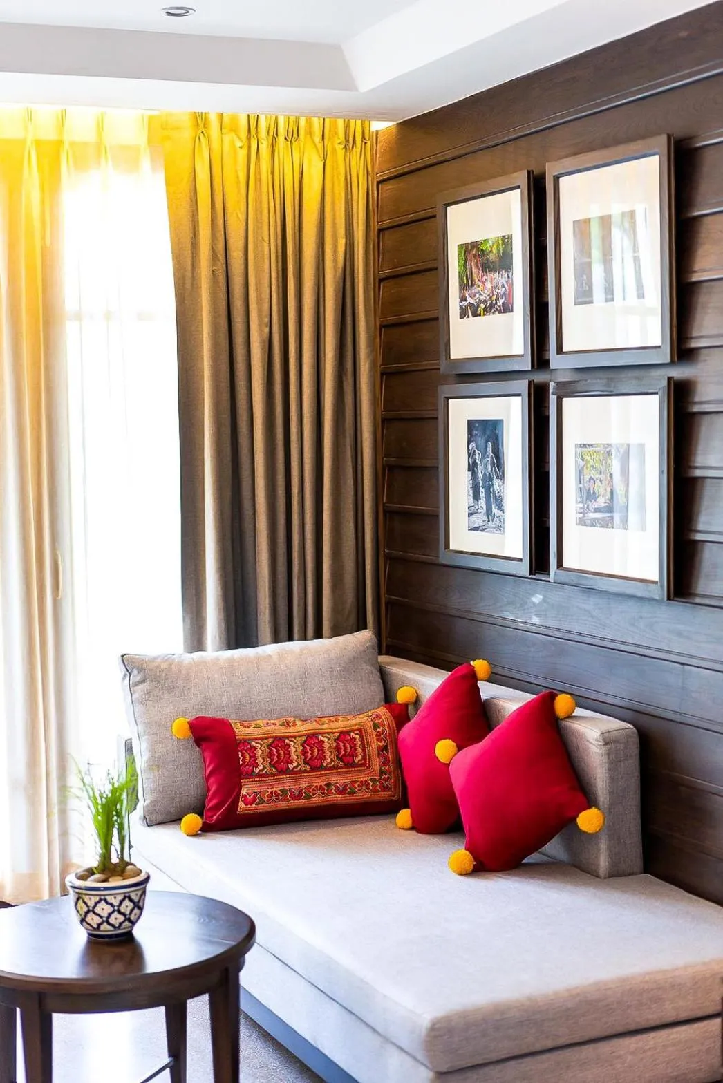 Seating area in Smile Lanna Hotel