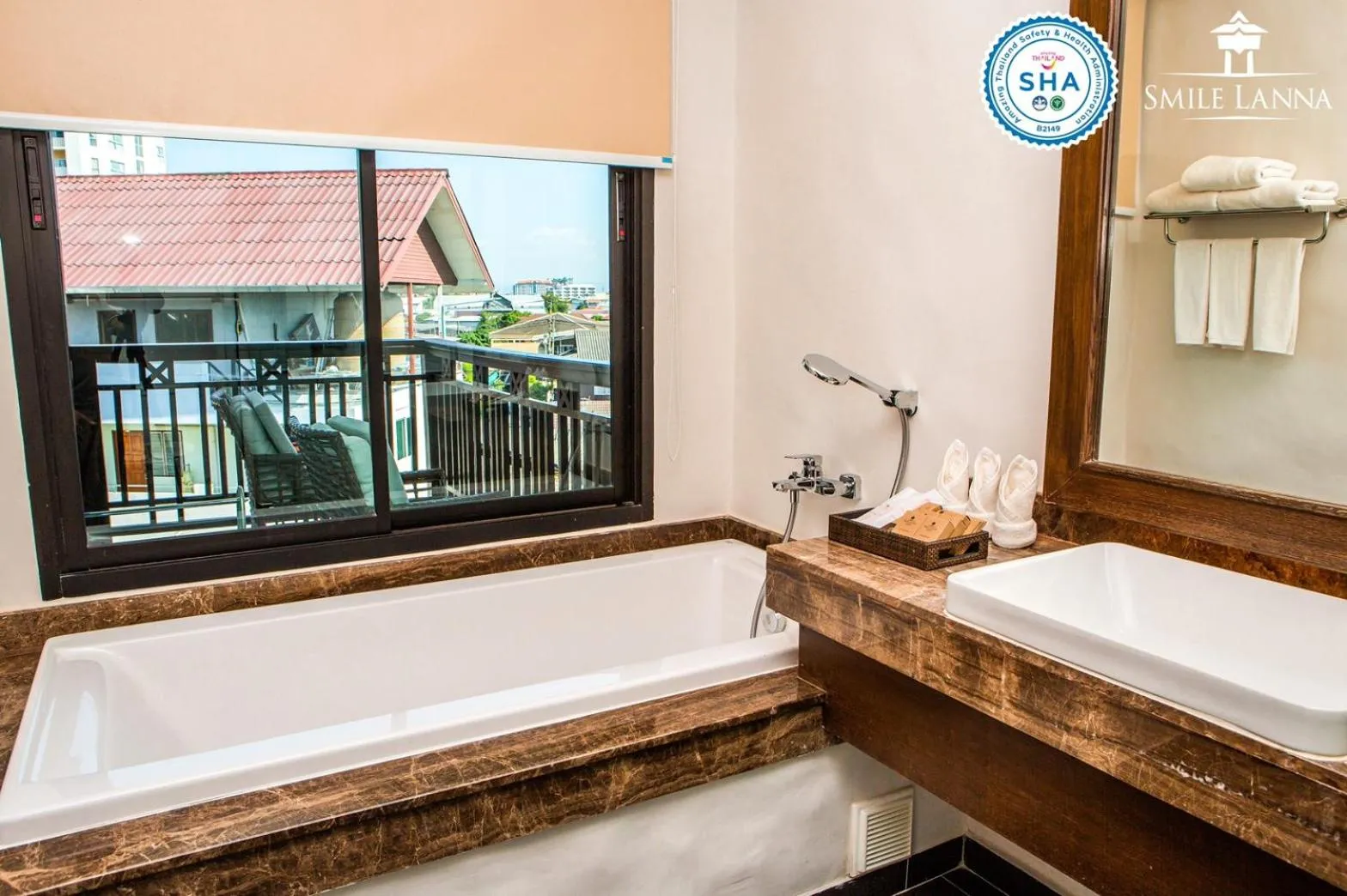 Hot Tub in Smile Lanna Hotel