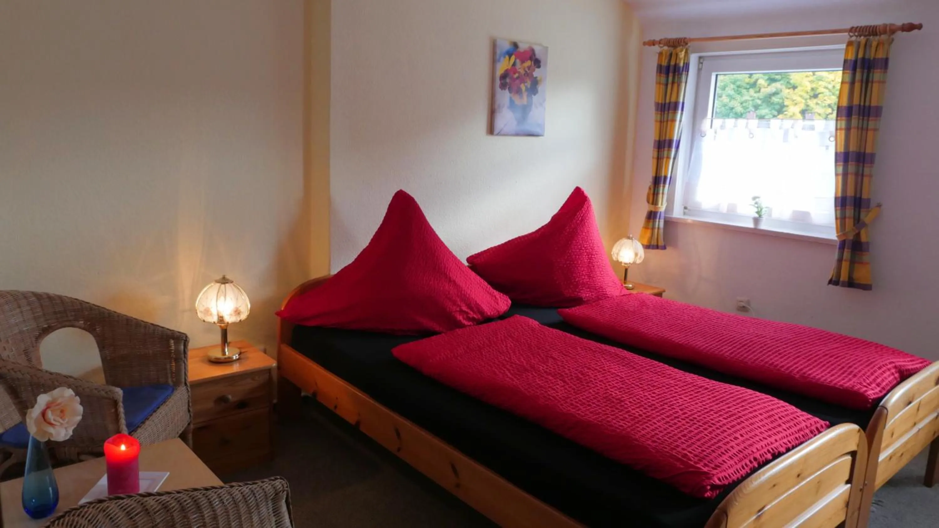 Property building, Bed in Hotel zur Post