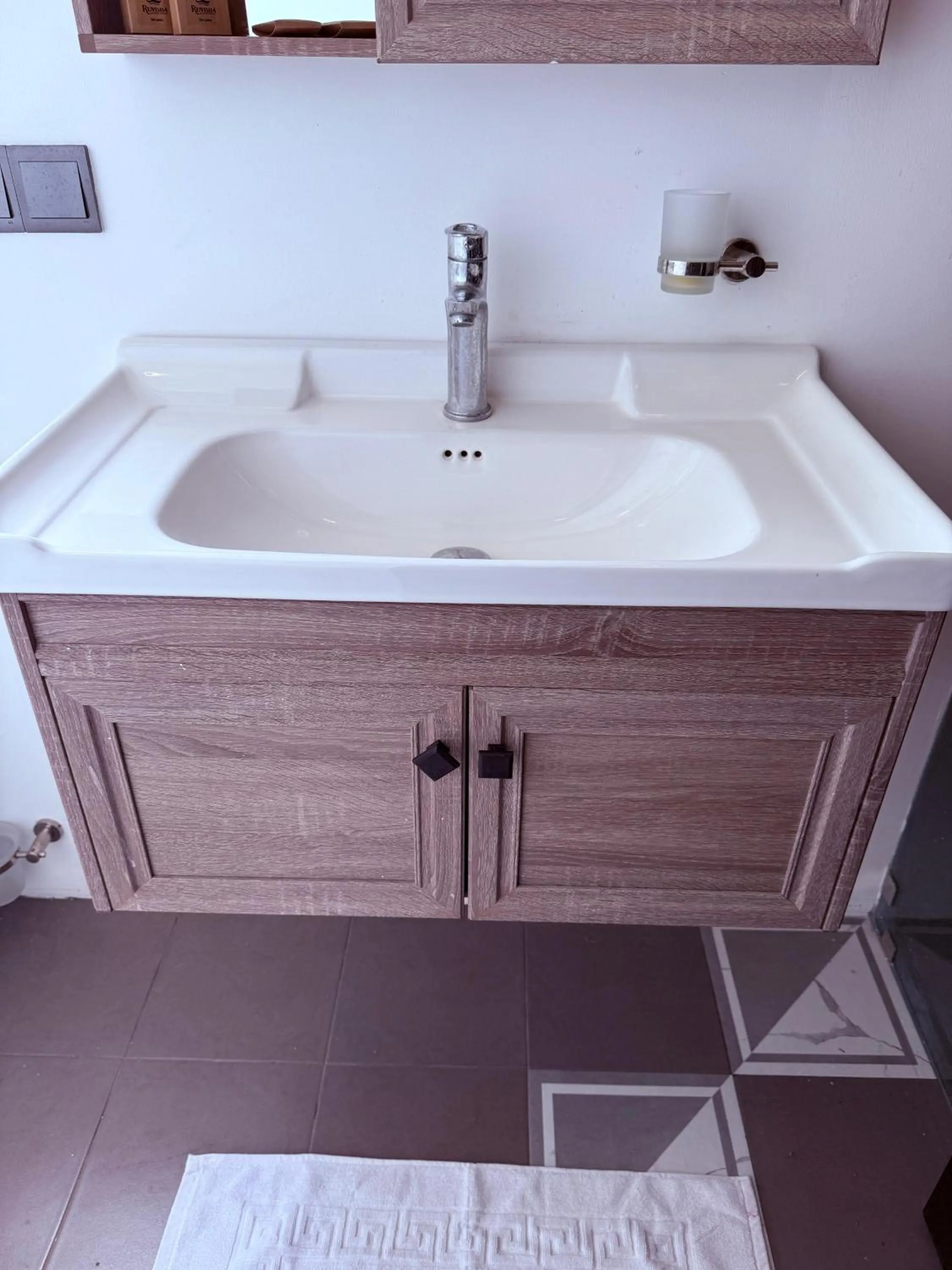 Bathroom in Ruvisha Beach Hotel