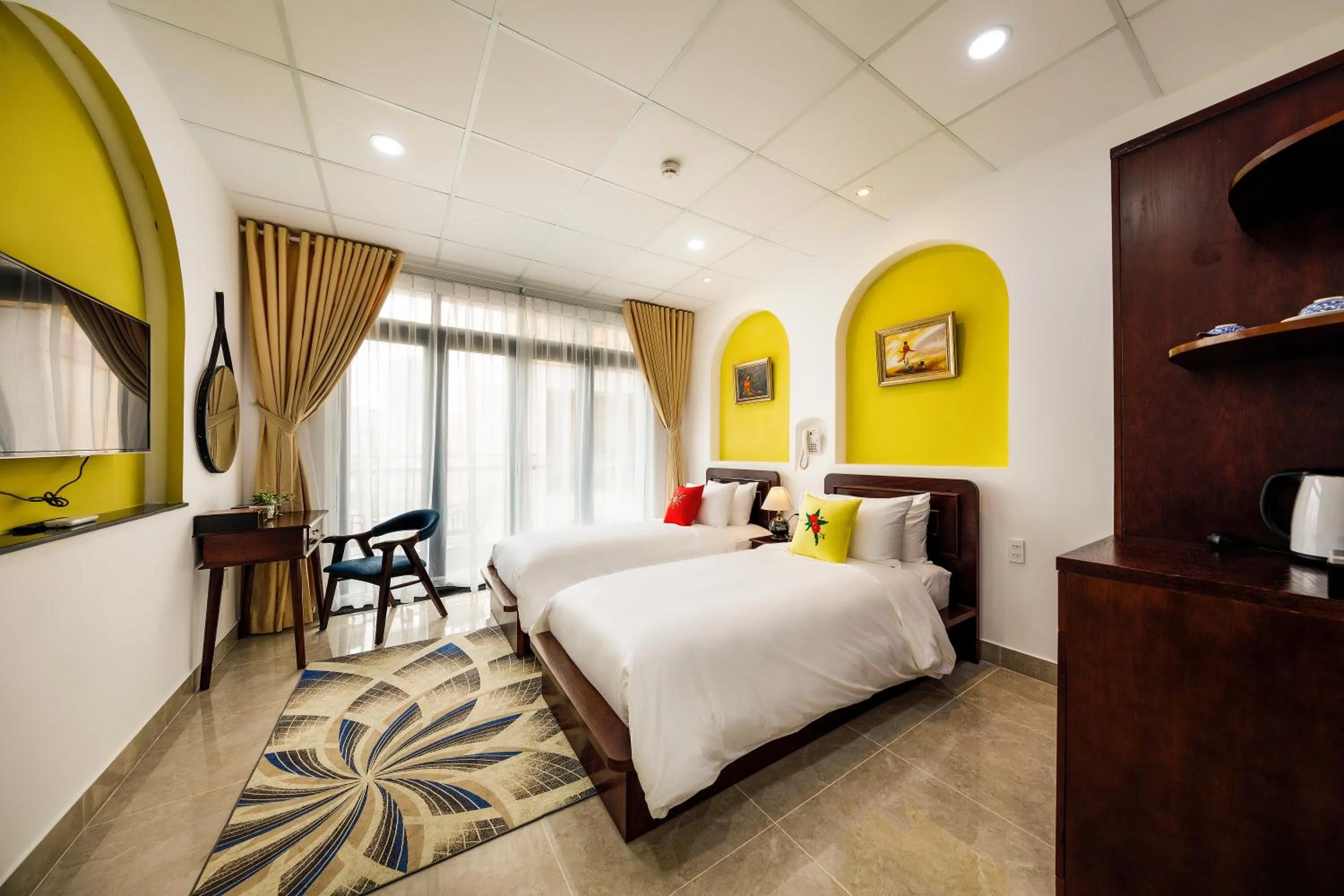 Photo of the whole room, Bed in Chez Mimosa Petite - Free Laundry