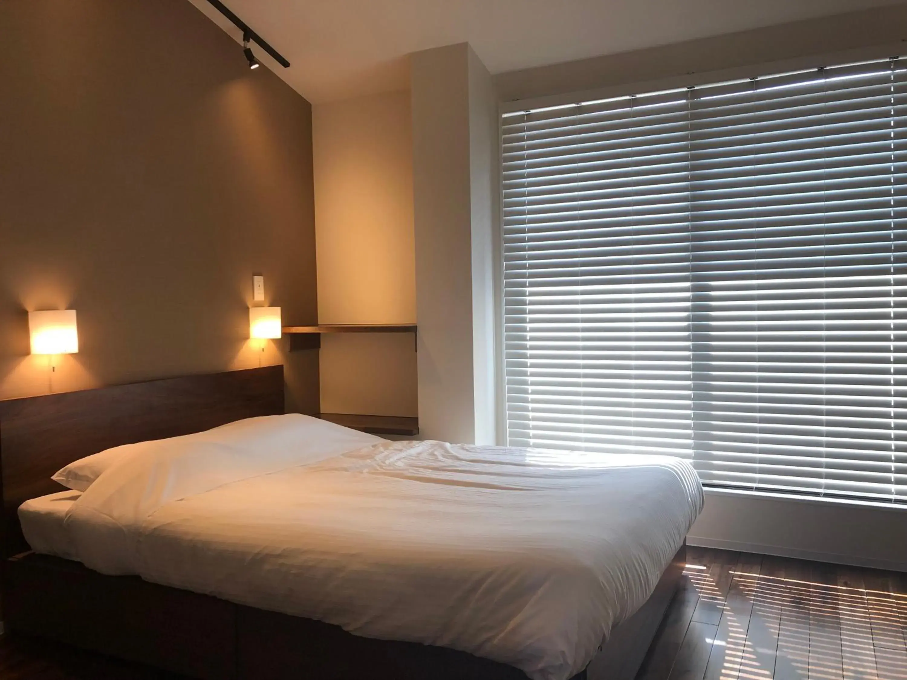 Double Room with Private Shower in Condominium MIRAHAKONE Double Room with Private Shower in Condominium MIRAHAKONE