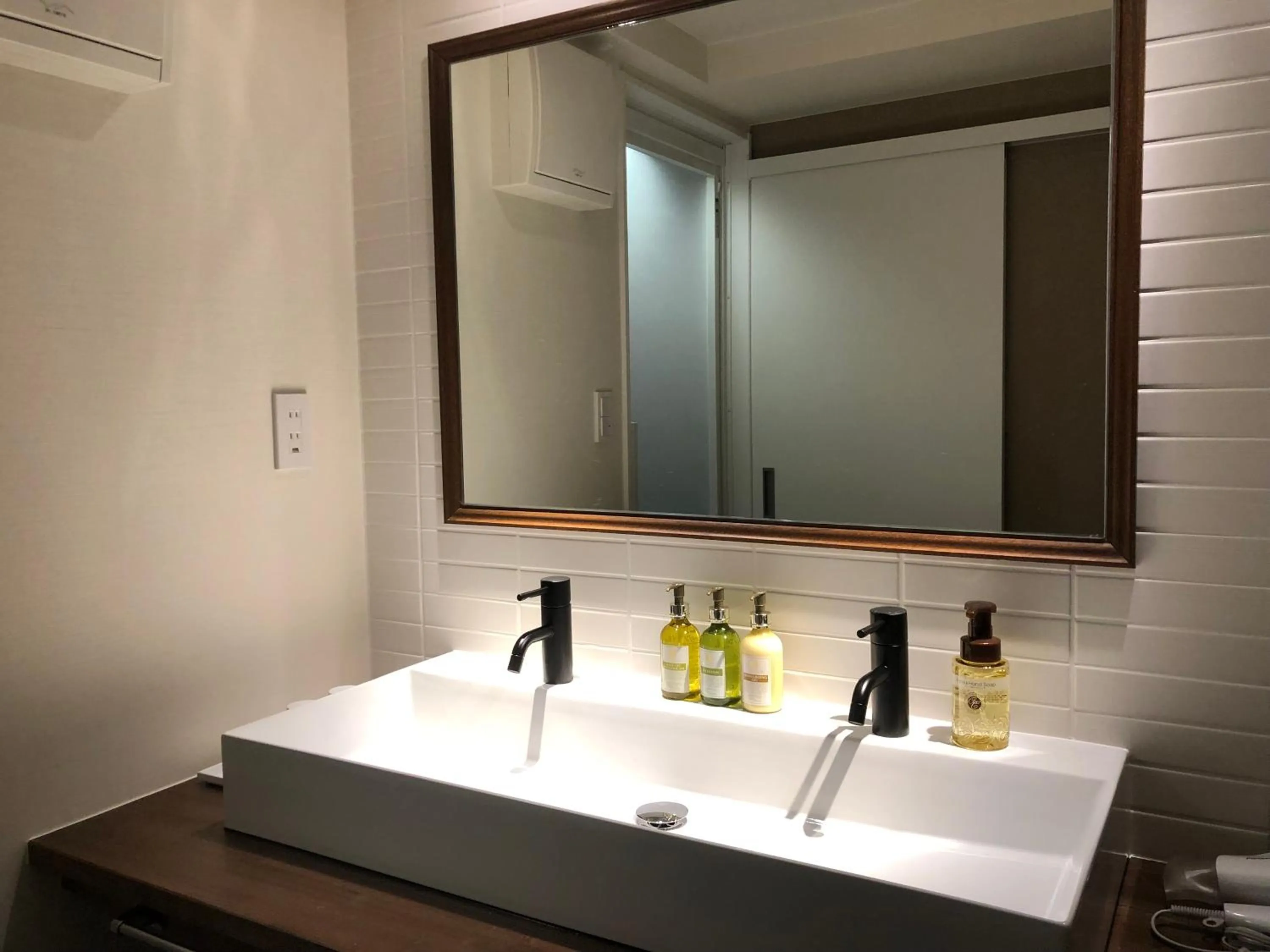 Bathroom in Condominium MIRAHAKONE