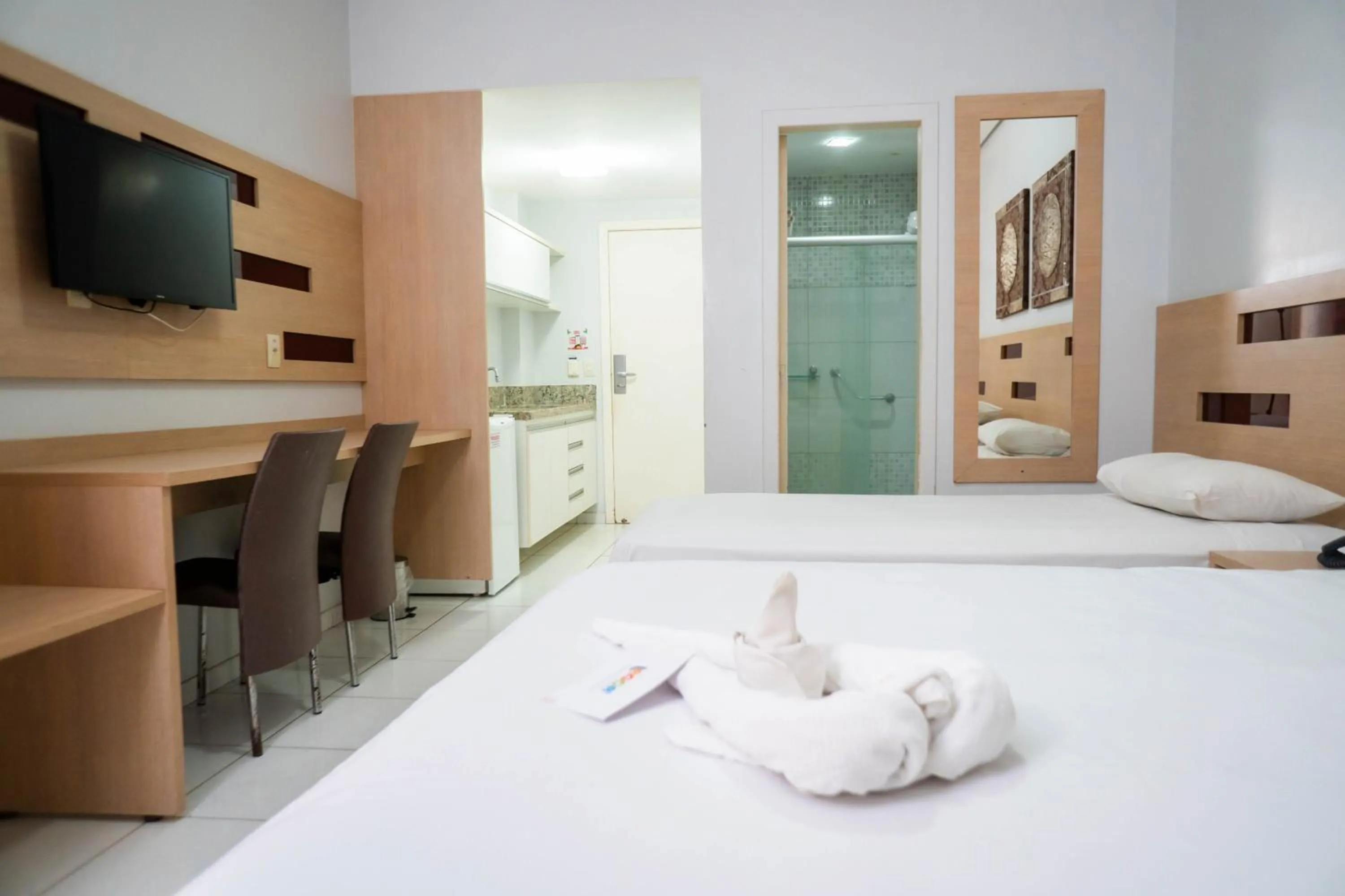 Photo of the whole room, Bed in Lagoa Quente Hotel - LAGOA OFICIAL