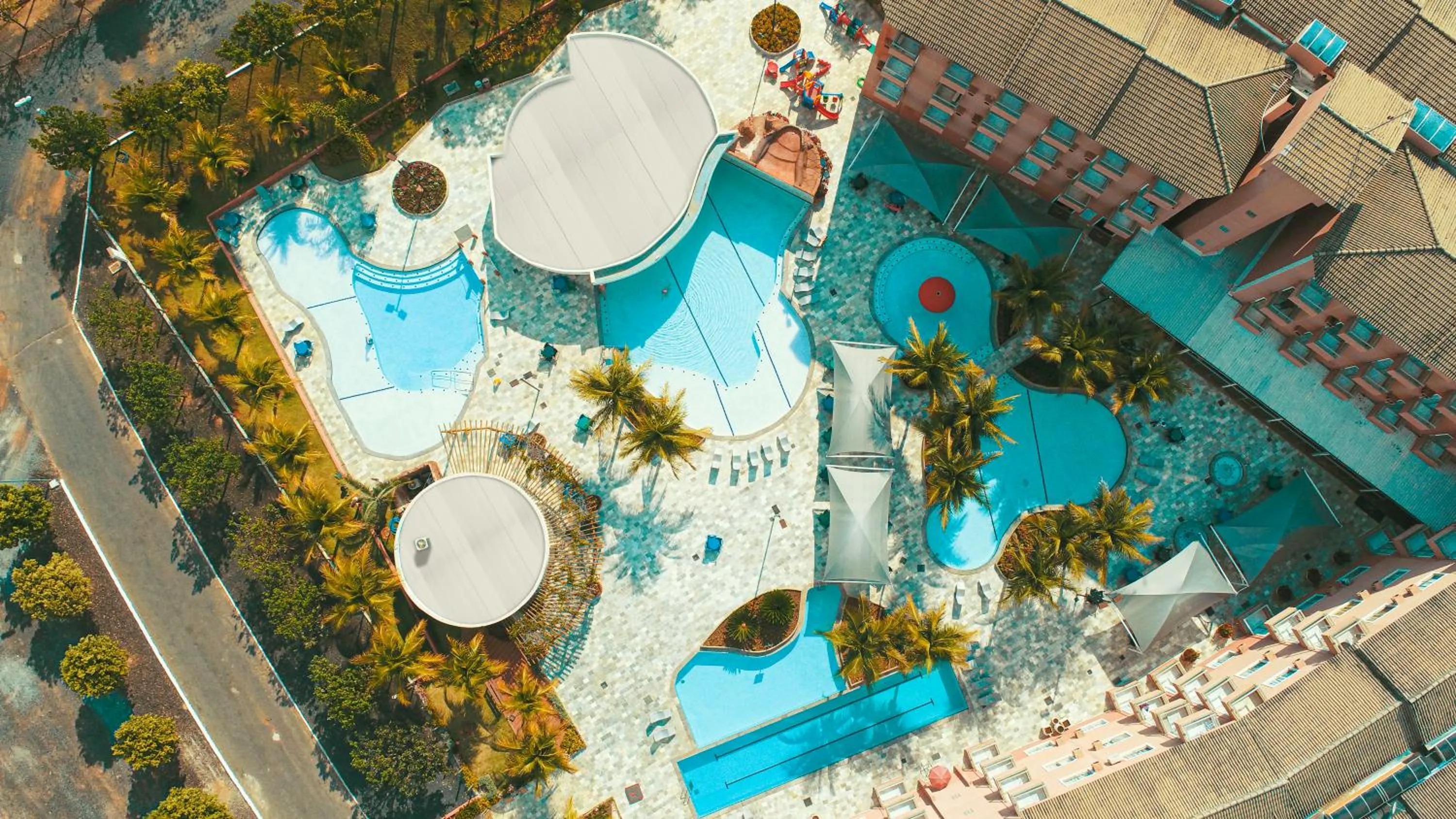Bird's eye view in Lagoa Quente Hotel - LAGOA OFICIAL