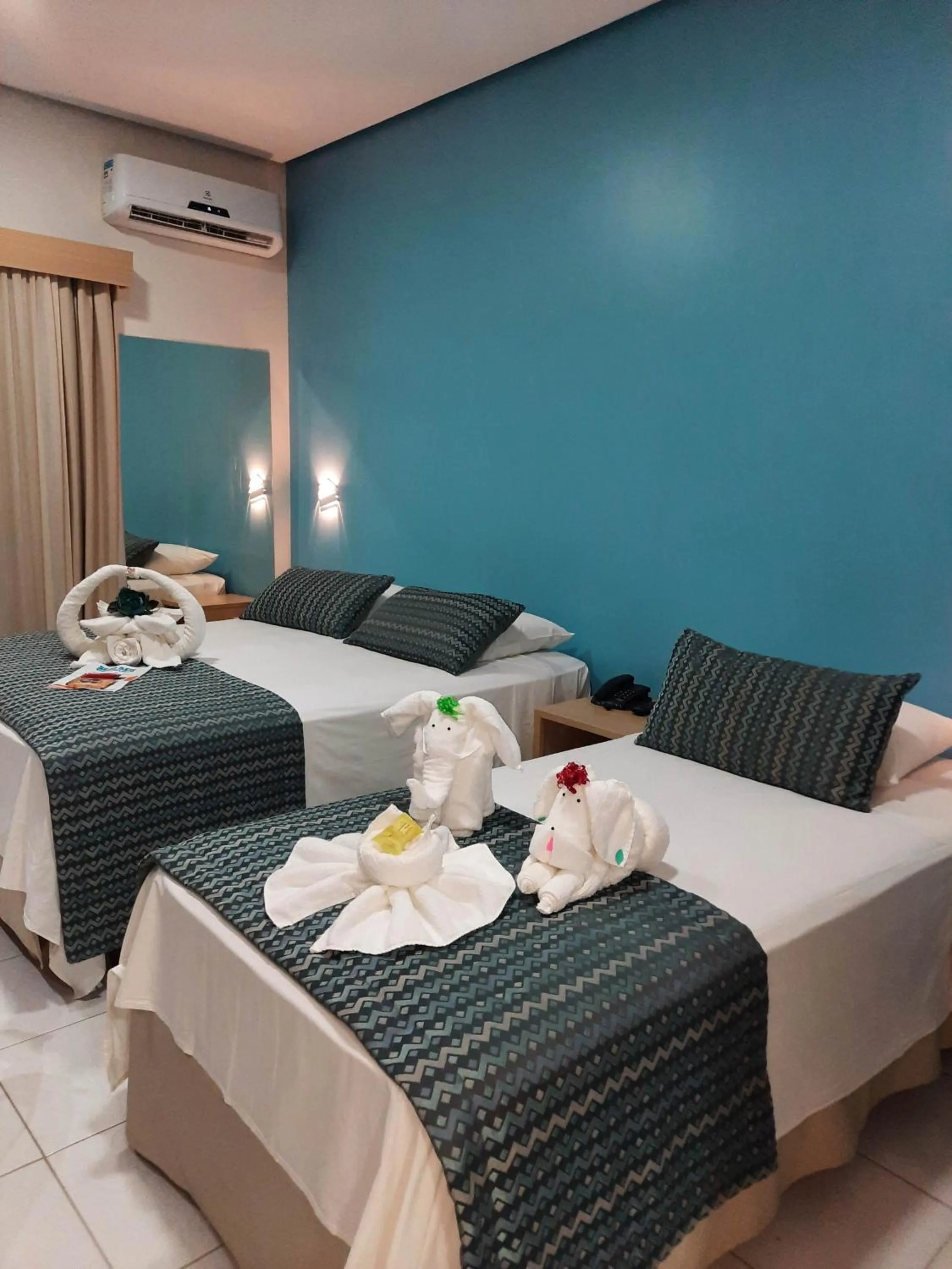 Bedroom, Bed in Lagoa Quente Hotel - LAGOA OFICIAL