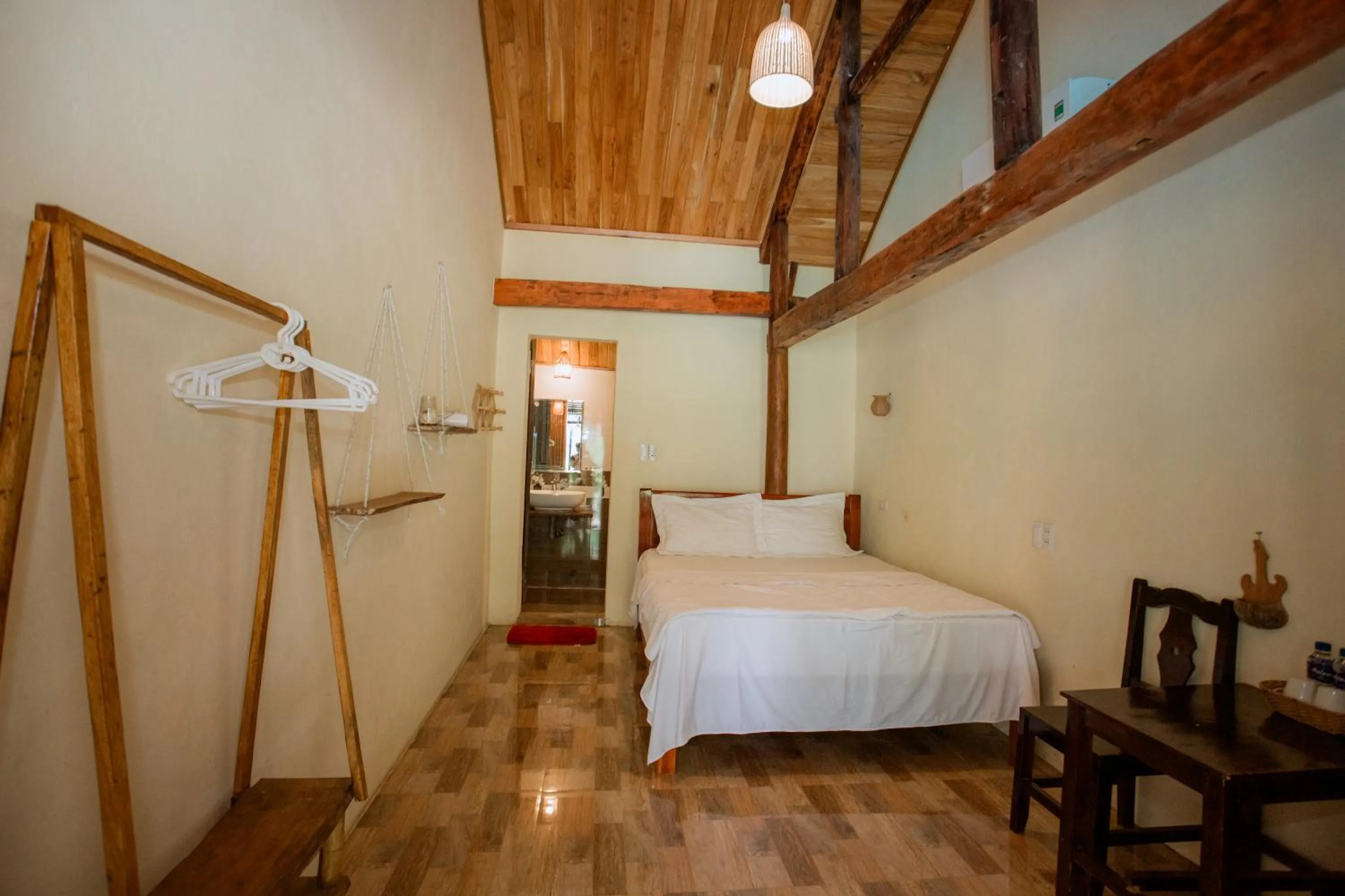 Bed in Phong Nha Ecolodge Homestay & Tours - Mountain View