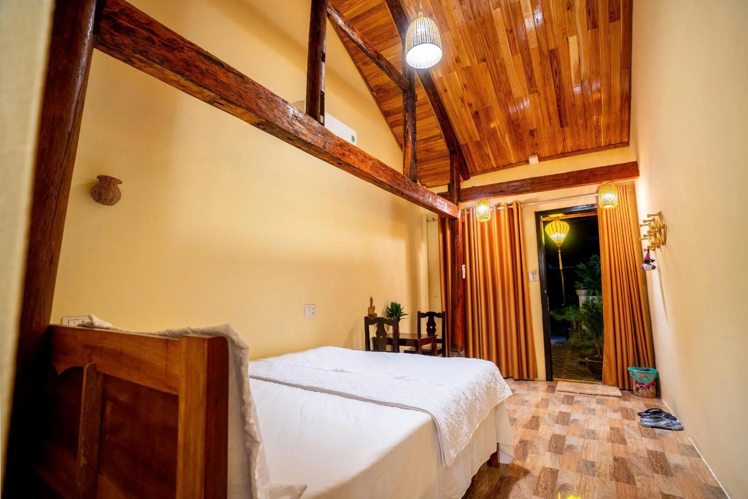 Photo of the whole room, Bed in Phong Nha Ecolodge Homestay & Tours - Mountain View