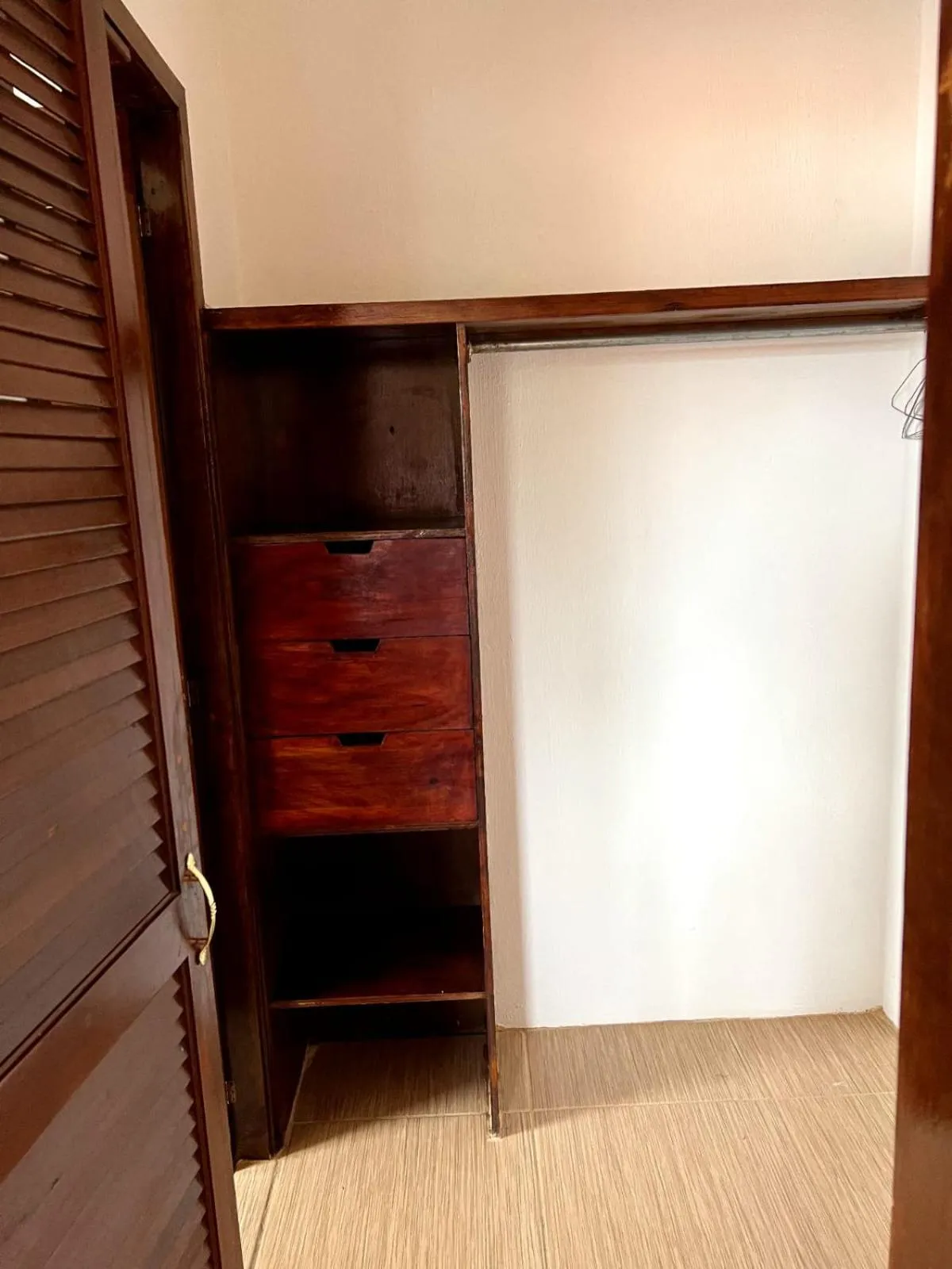 wardrobe in Hotel Villas Ajijic, Ajijic Chapala Jalisco