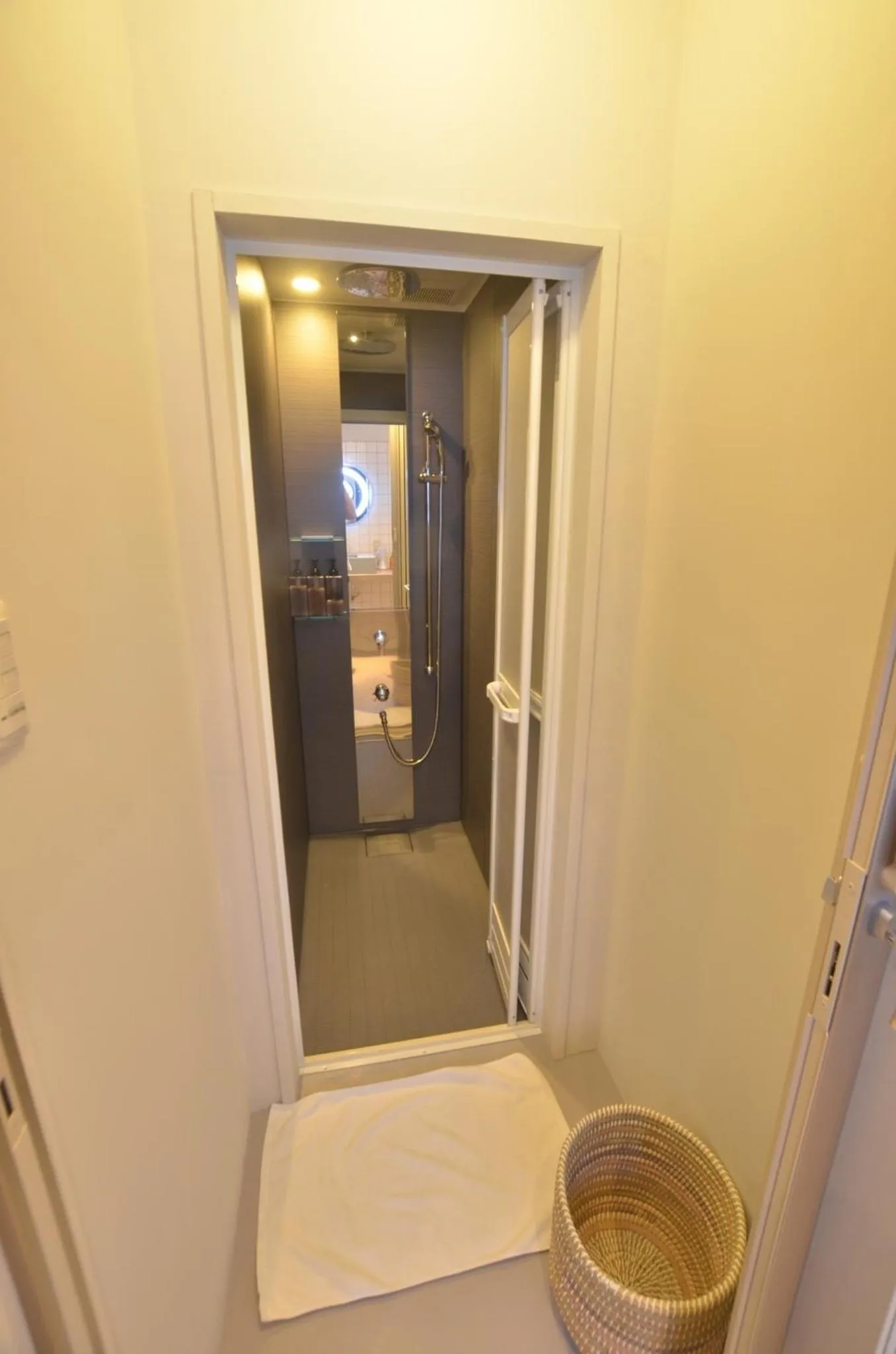 Bathroom in LESTEL NAHA