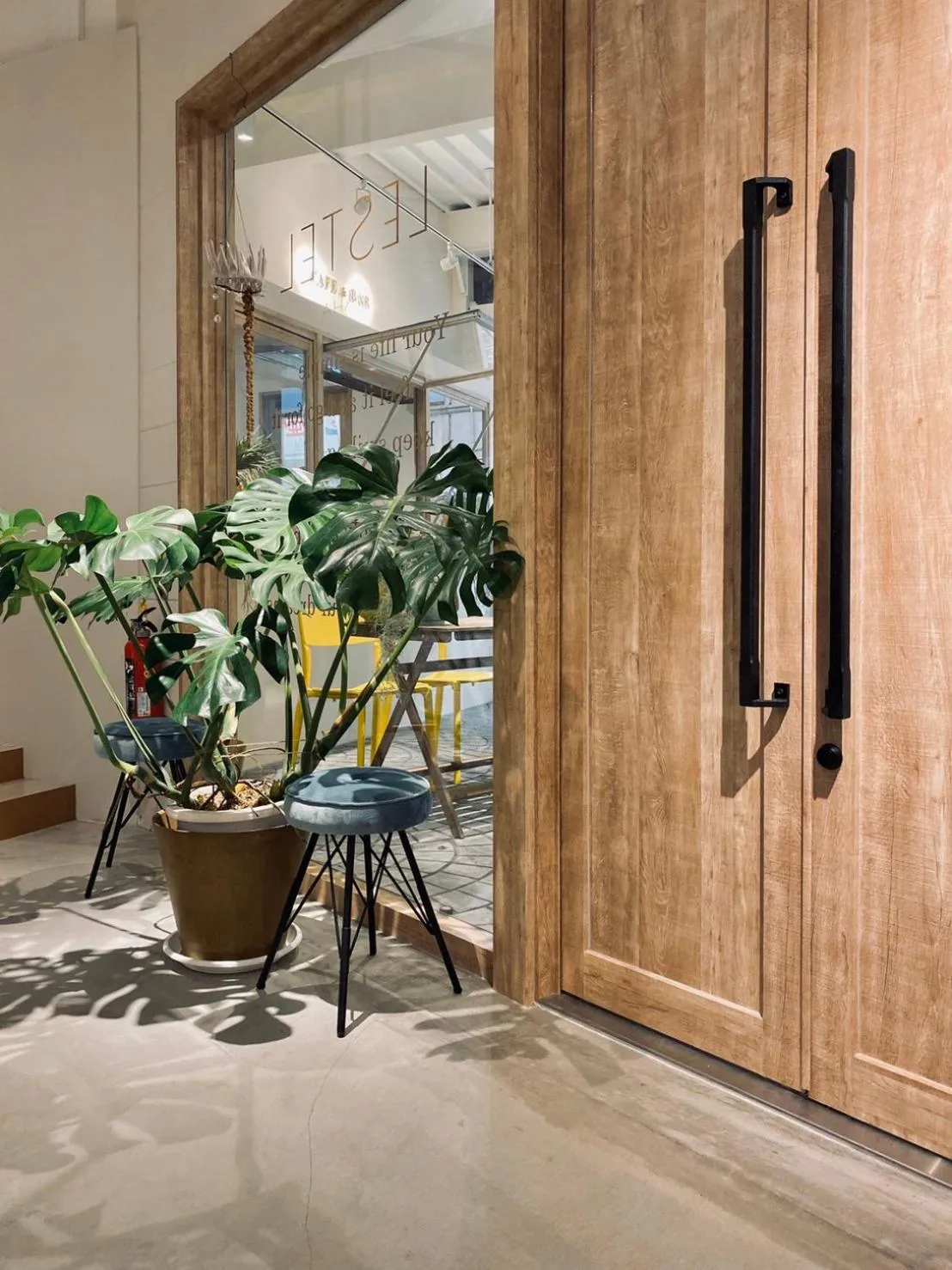 Facade/entrance in LESTEL NAHA