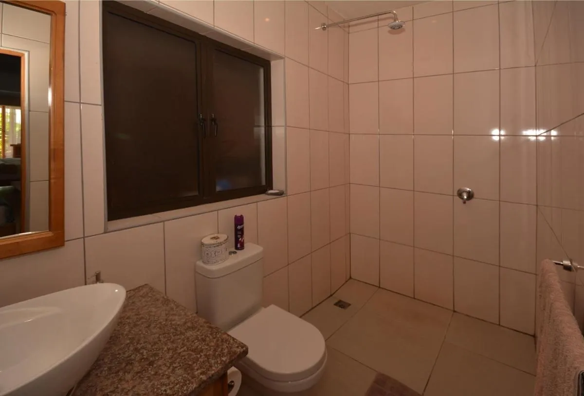 Bathroom in IRONWOOD LODGE