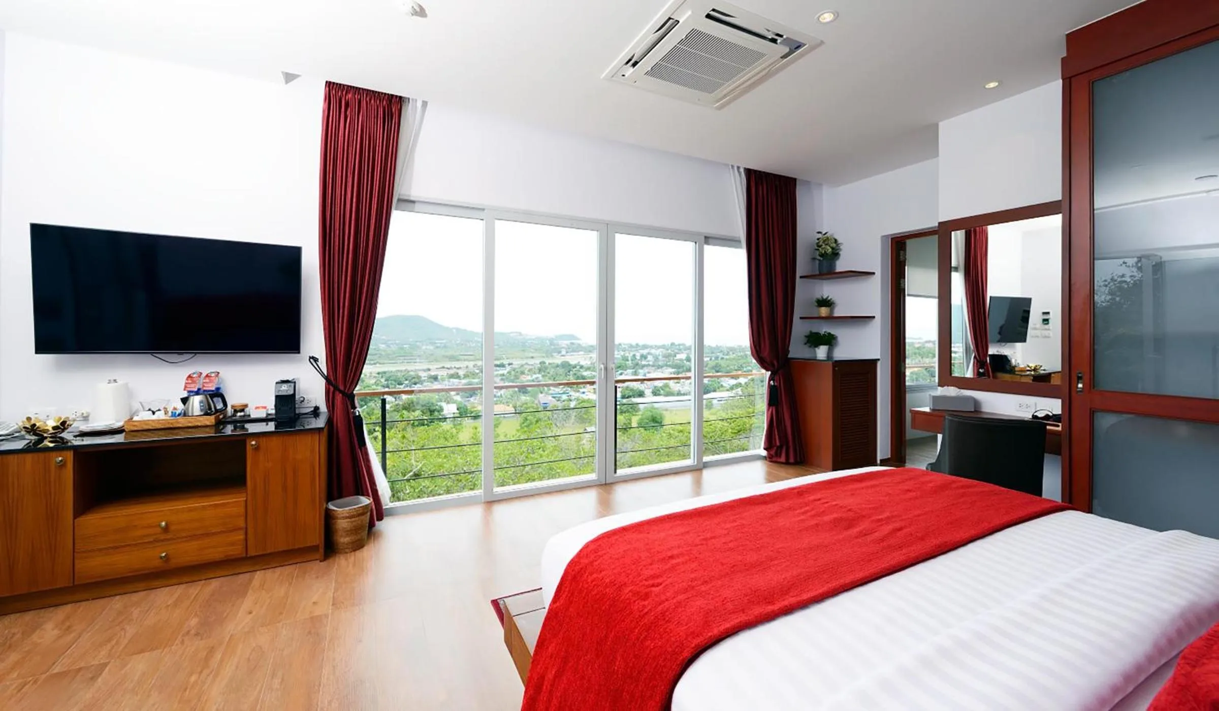 Bed in Eranda Pool Spa Villa, Chaweng Koh Samui