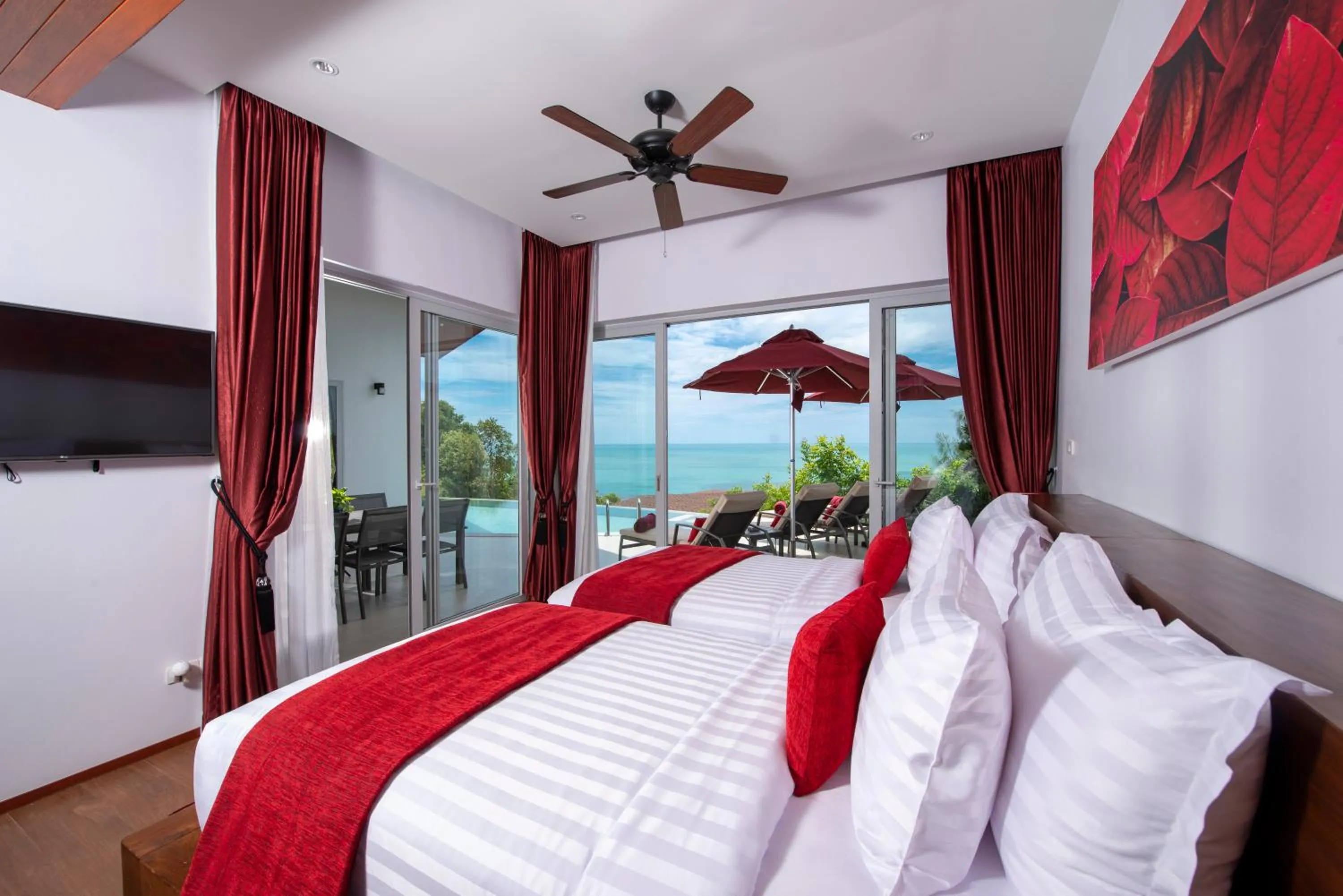 Sea view, Bed in Eranda Pool Spa Villa, Chaweng Koh Samui