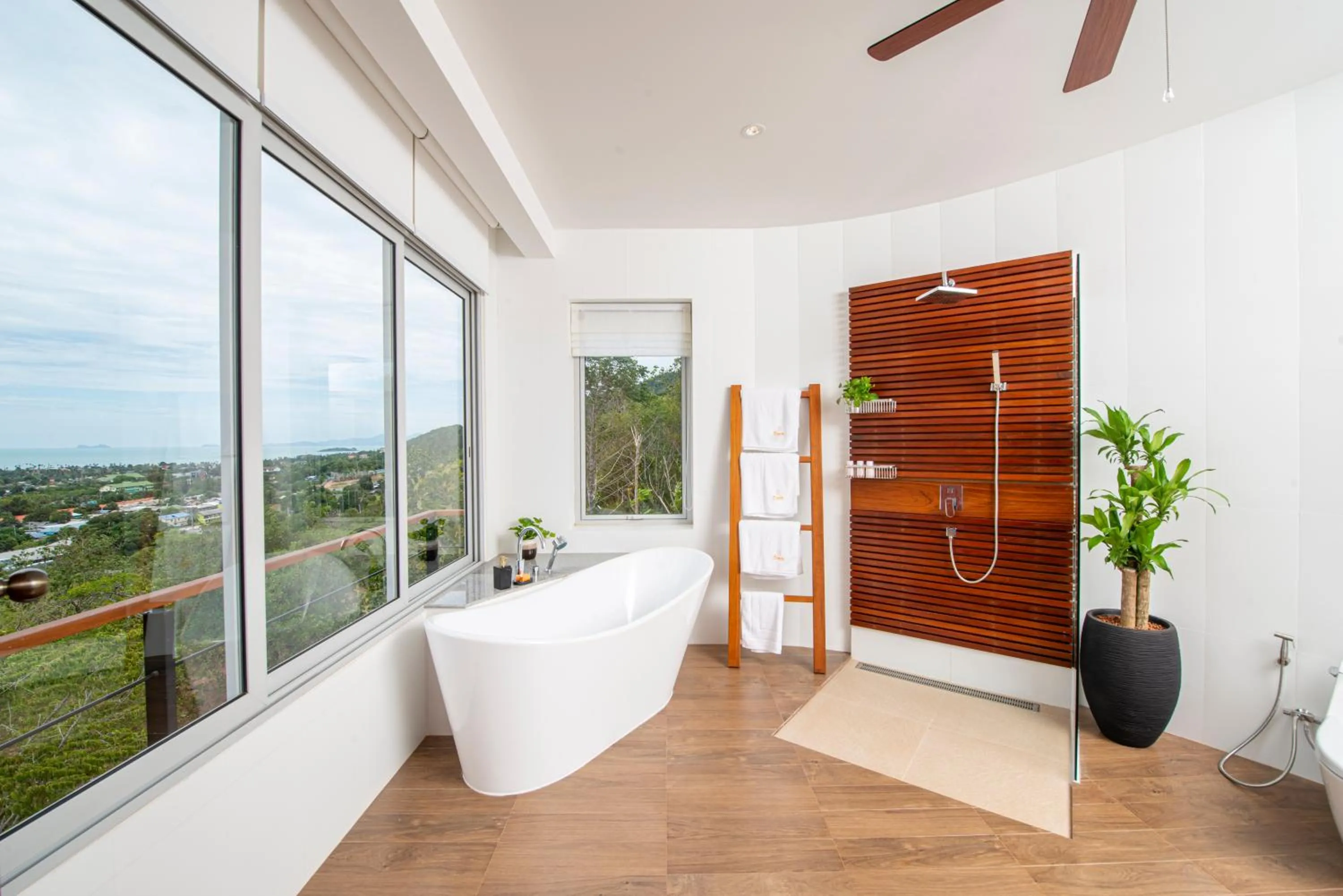 Shower in Eranda Pool Spa Villa, Chaweng Koh Samui