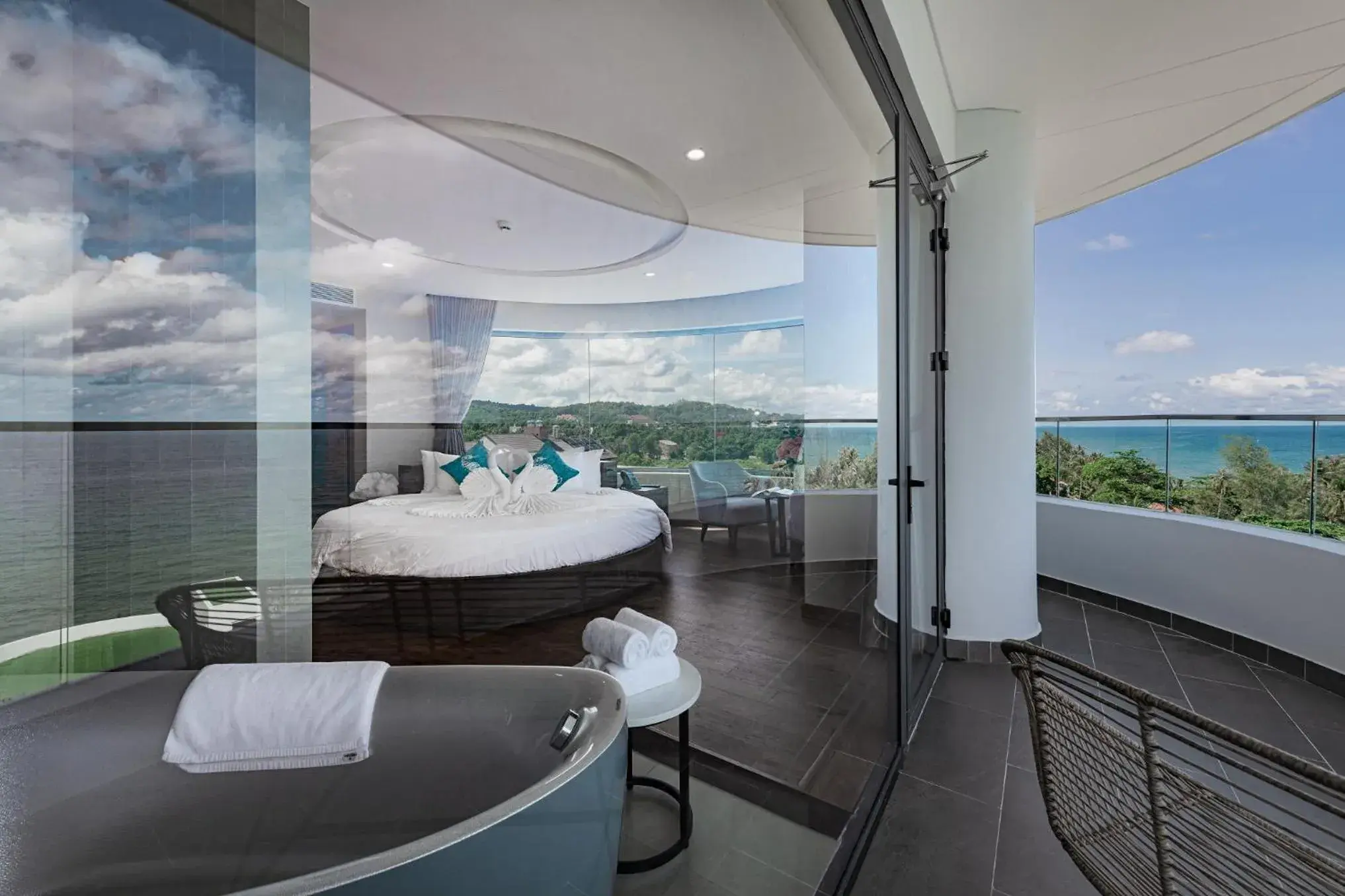 Sunset Premium Ocean Panorama in Sunset Beach Resort and Spa Sunset Premium Ocean Panorama in Sunset Beach Resort and Spa