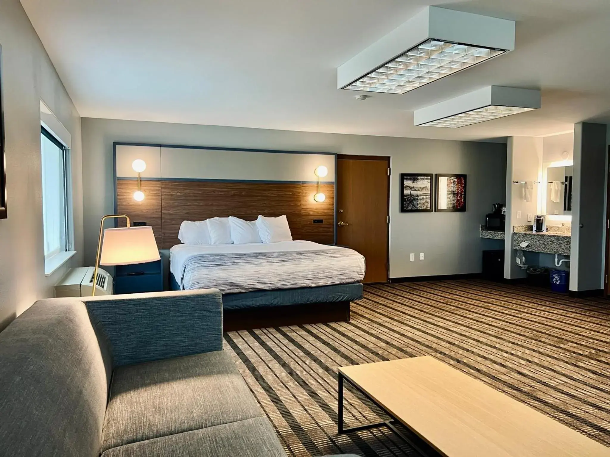 King Room - Mobility Access/Non-Smoking in AmericInn by Wyndham Beaver Dam King Room - Mobility Access/Non-Smoking in AmericInn by Wyndham Beaver Dam