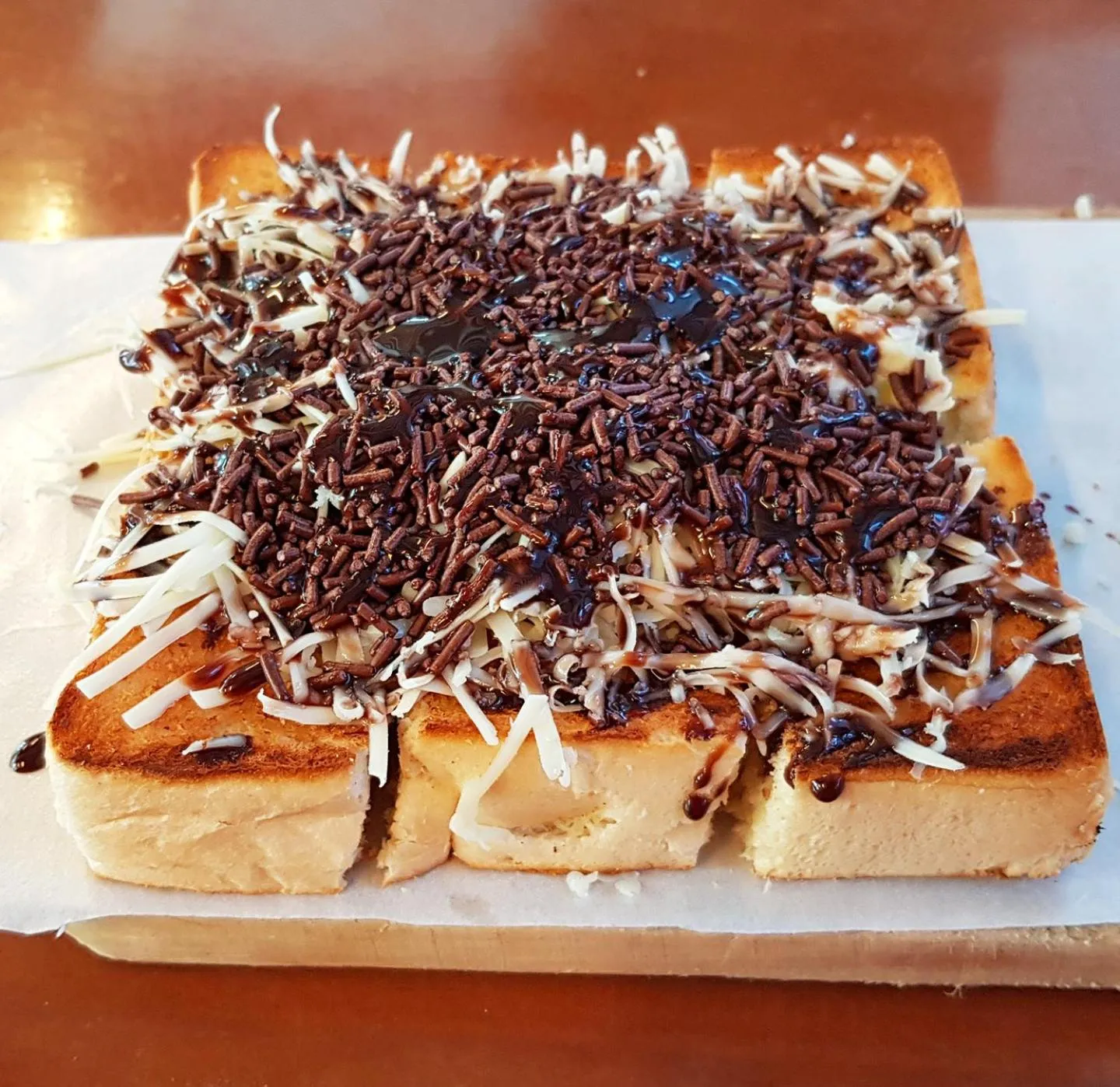 Restaurant/places to eat in Grand Ciwareng Inn Hotel and Resort