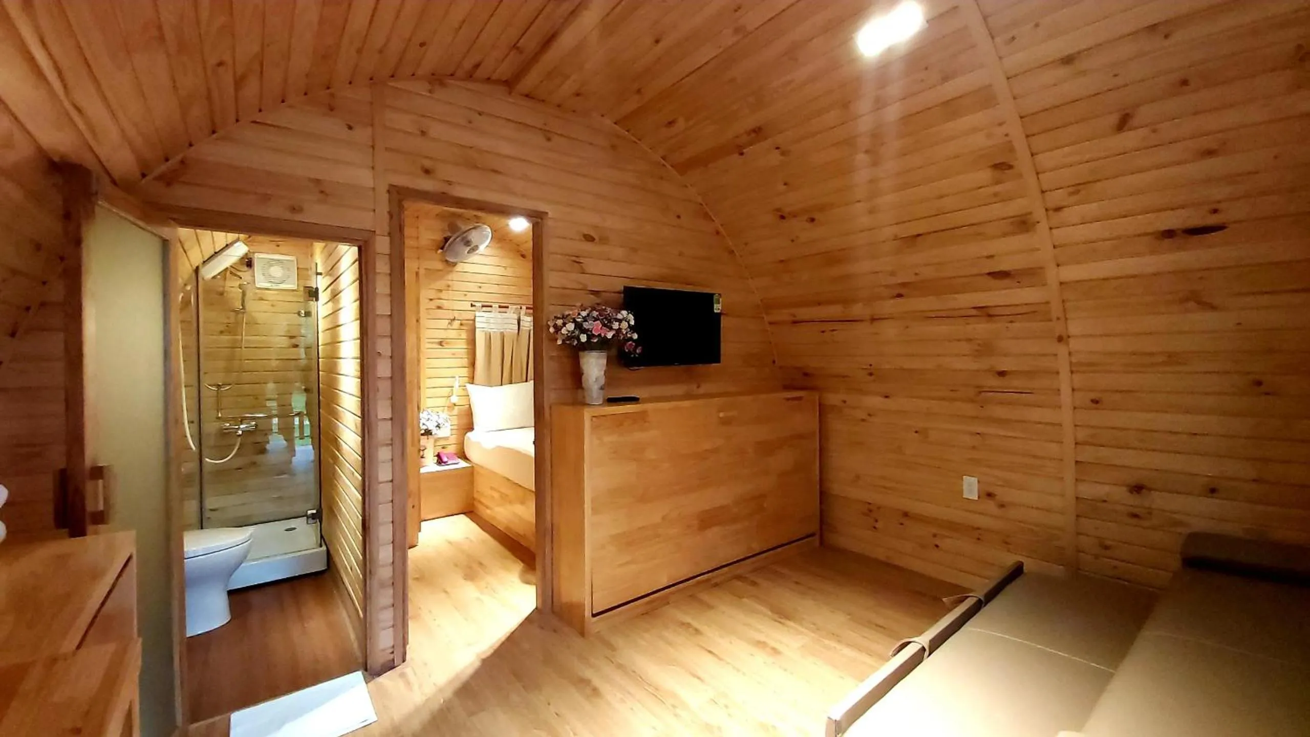 TV and multimedia in Vida Loca Sunset Beach Resort