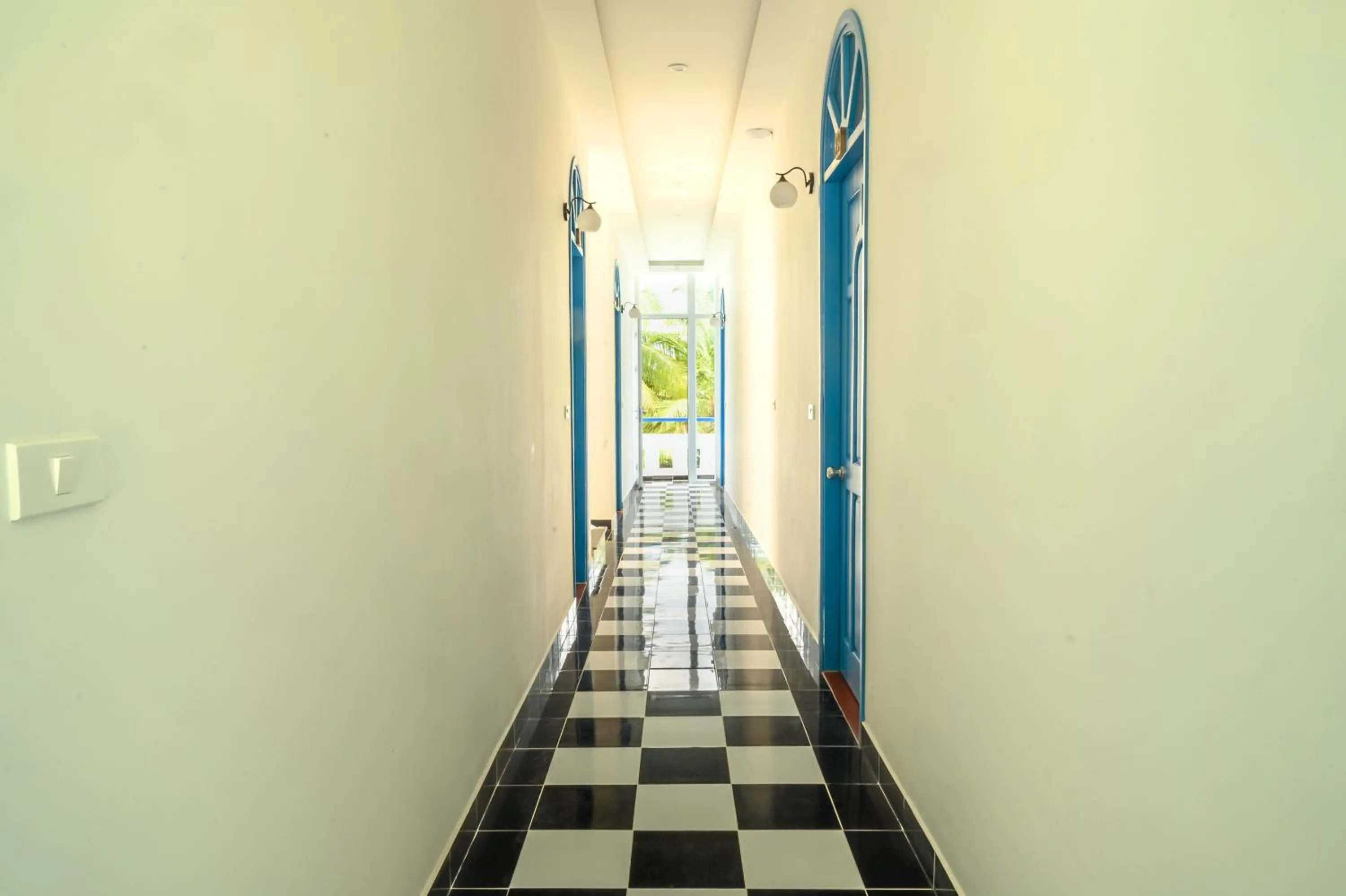 Property building in Vida Loca Sunset Beach Resort