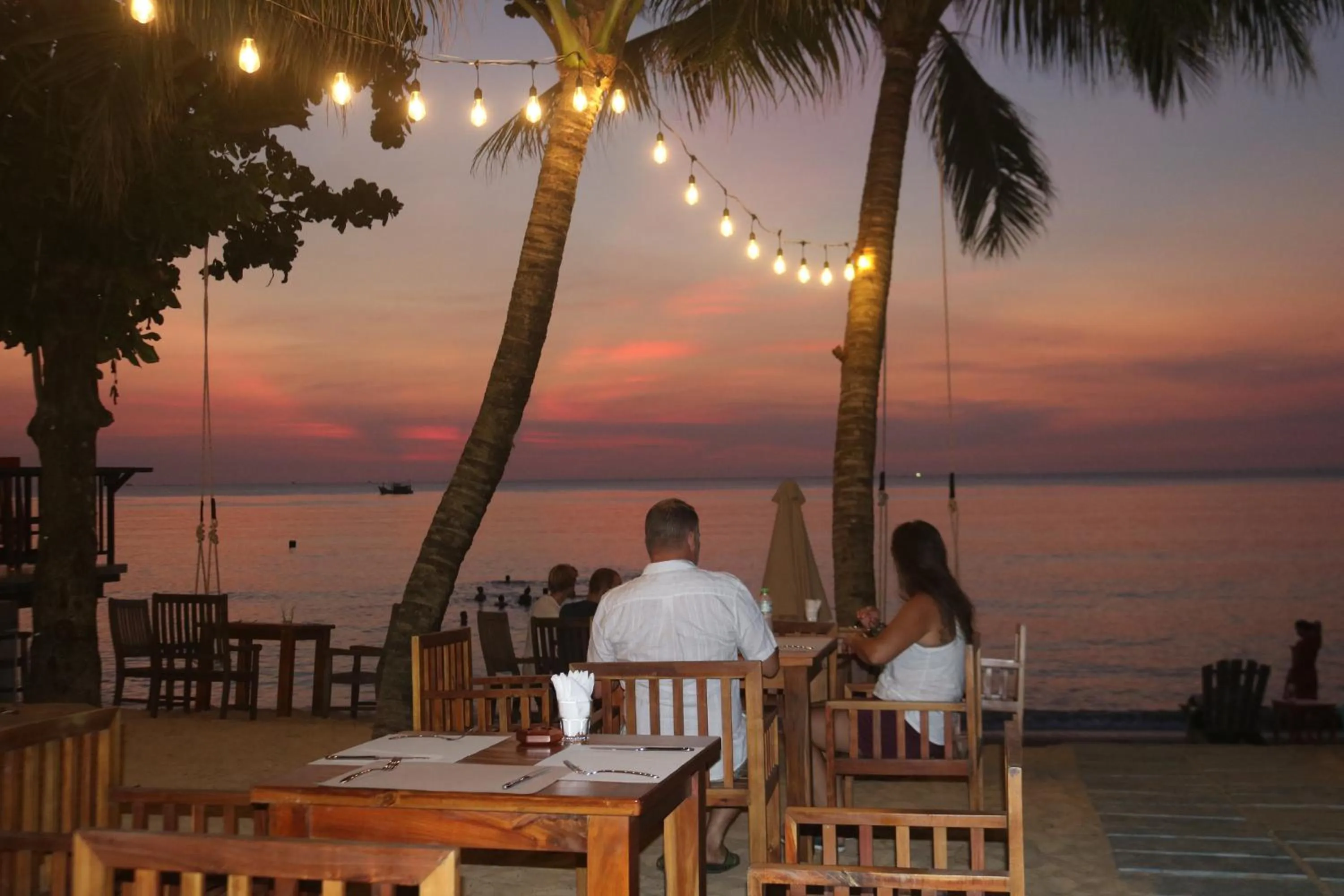 Restaurant/places to eat in Vida Loca Sunset Beach Resort