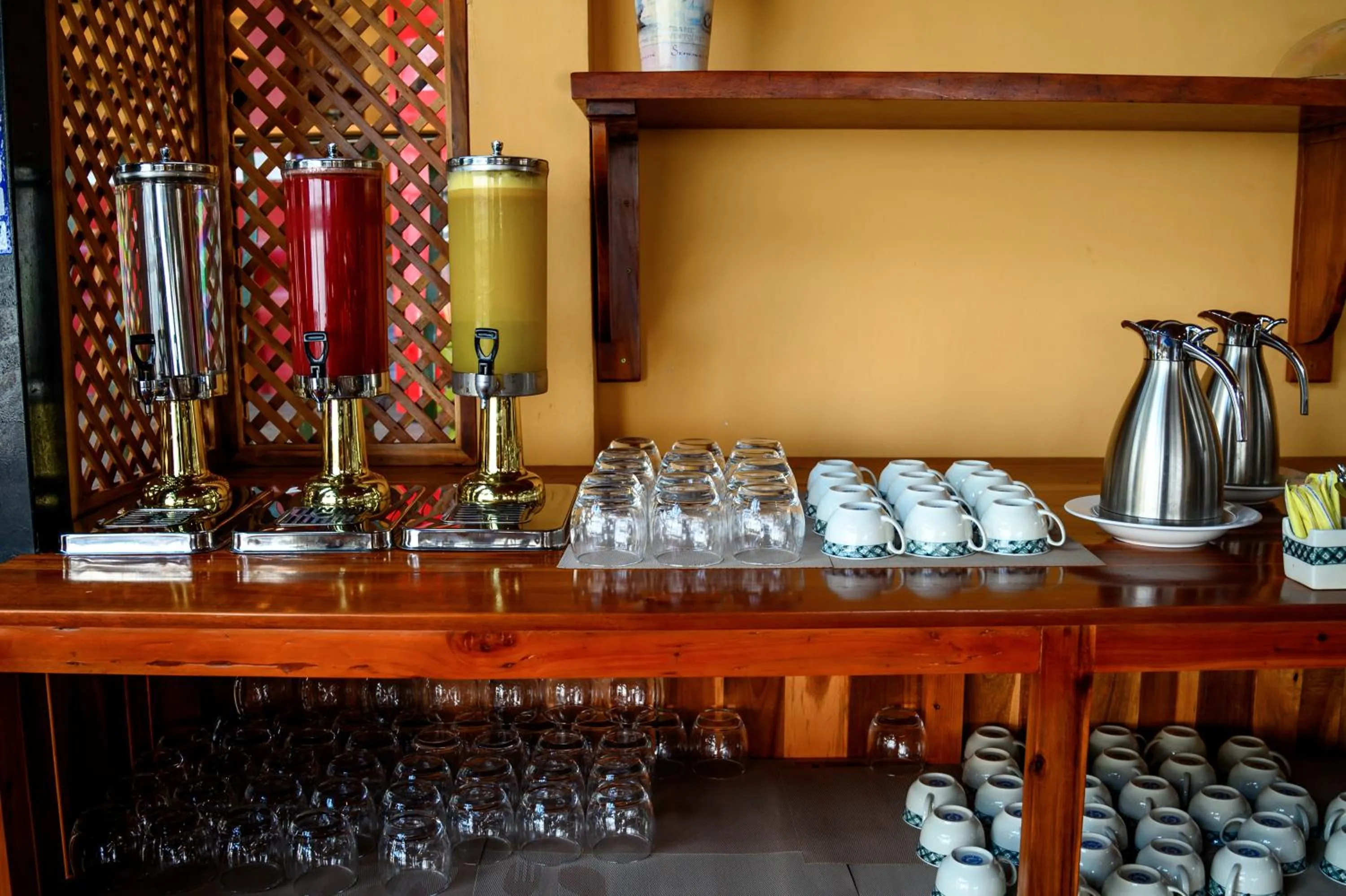 Coffee/tea facilities in Vida Loca Sunset Beach Resort