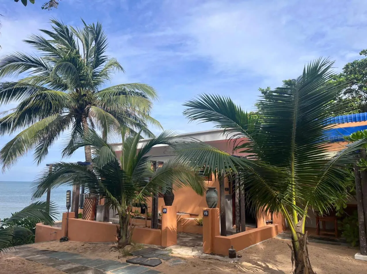 Photo of the whole room in Vida Loca Sunset Beach Resort