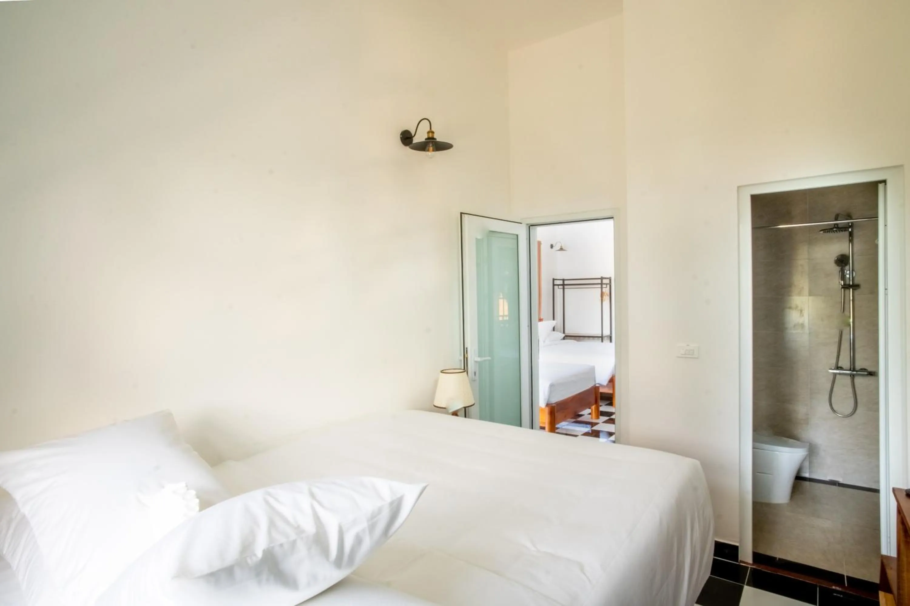 Bedroom, Bed in Vida Loca Sunset Beach Resort