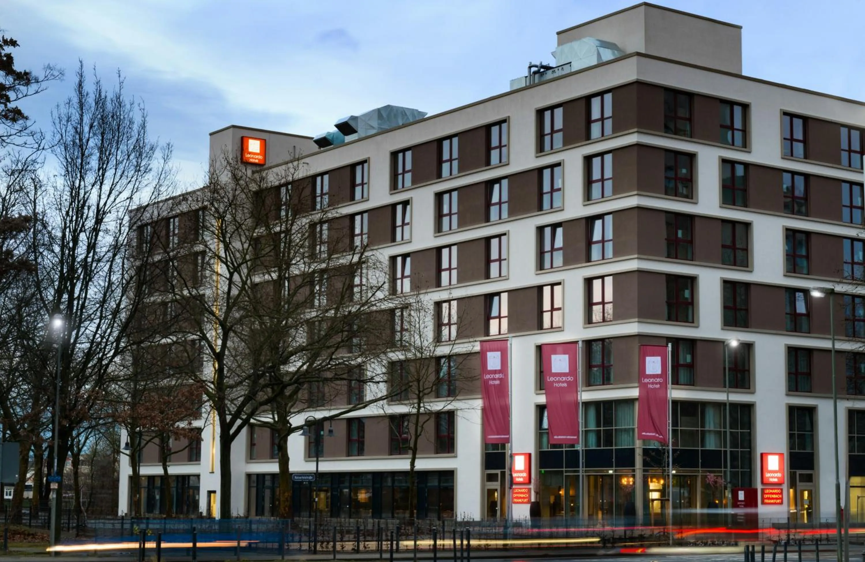 Property building in Leonardo Hotel Offenbach Frankfurt