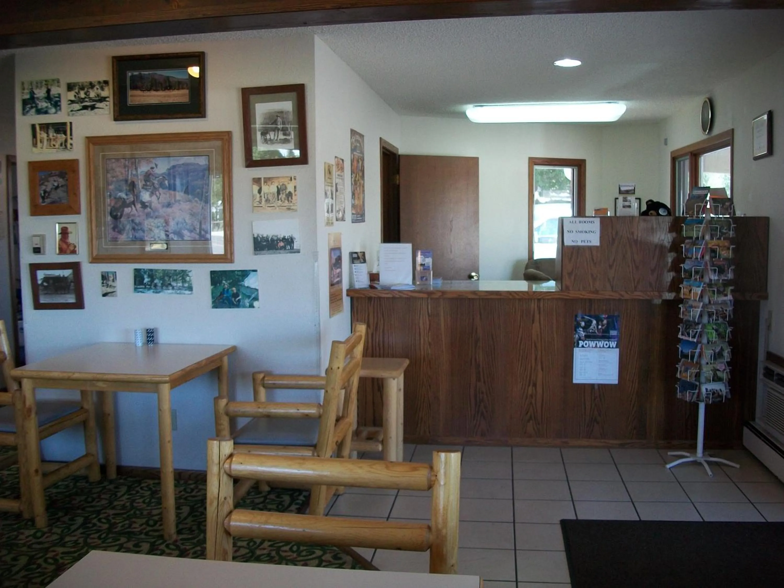 Restaurant/places to eat in A Wyoming Inn