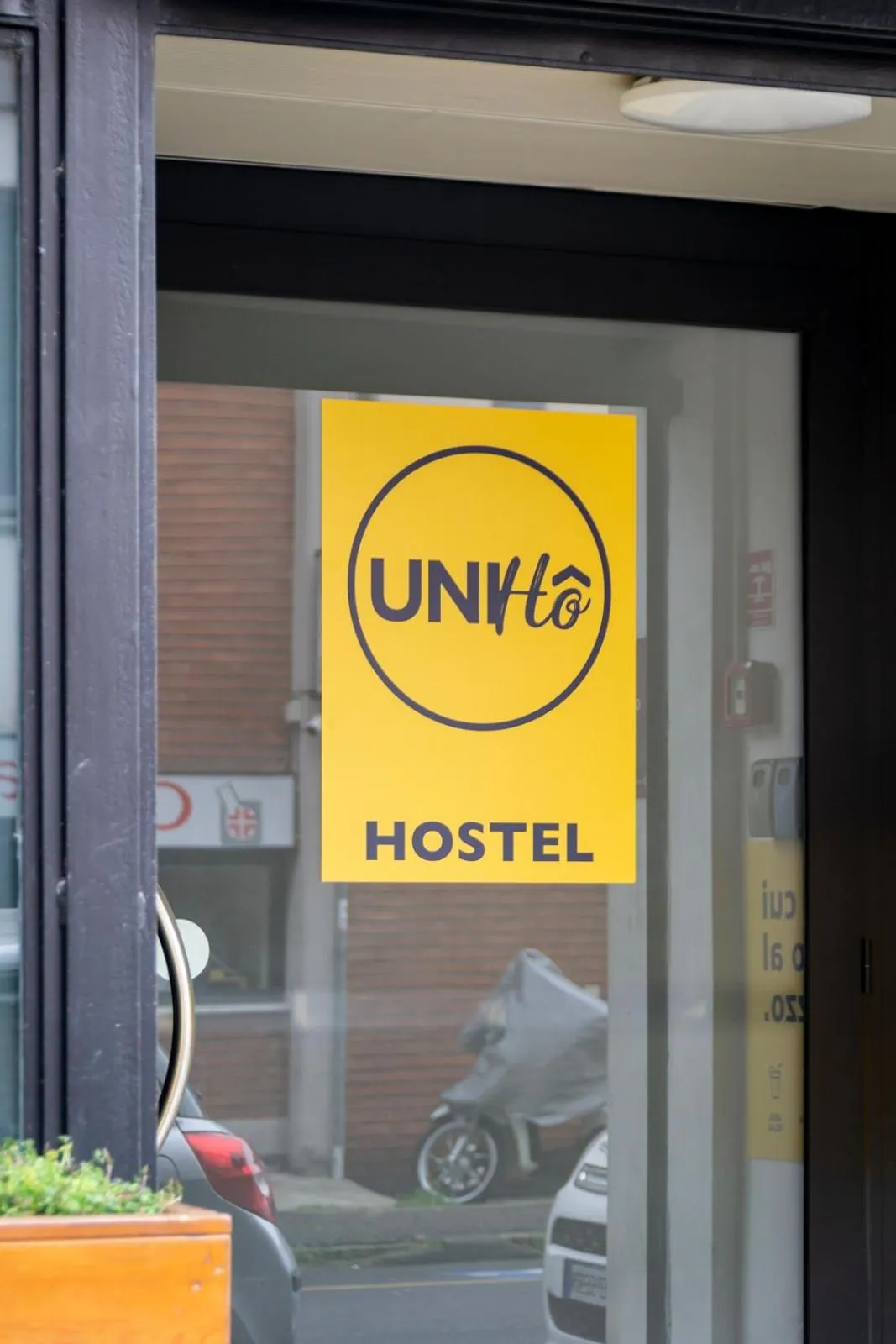 Facade/entrance in UniHo Hostel