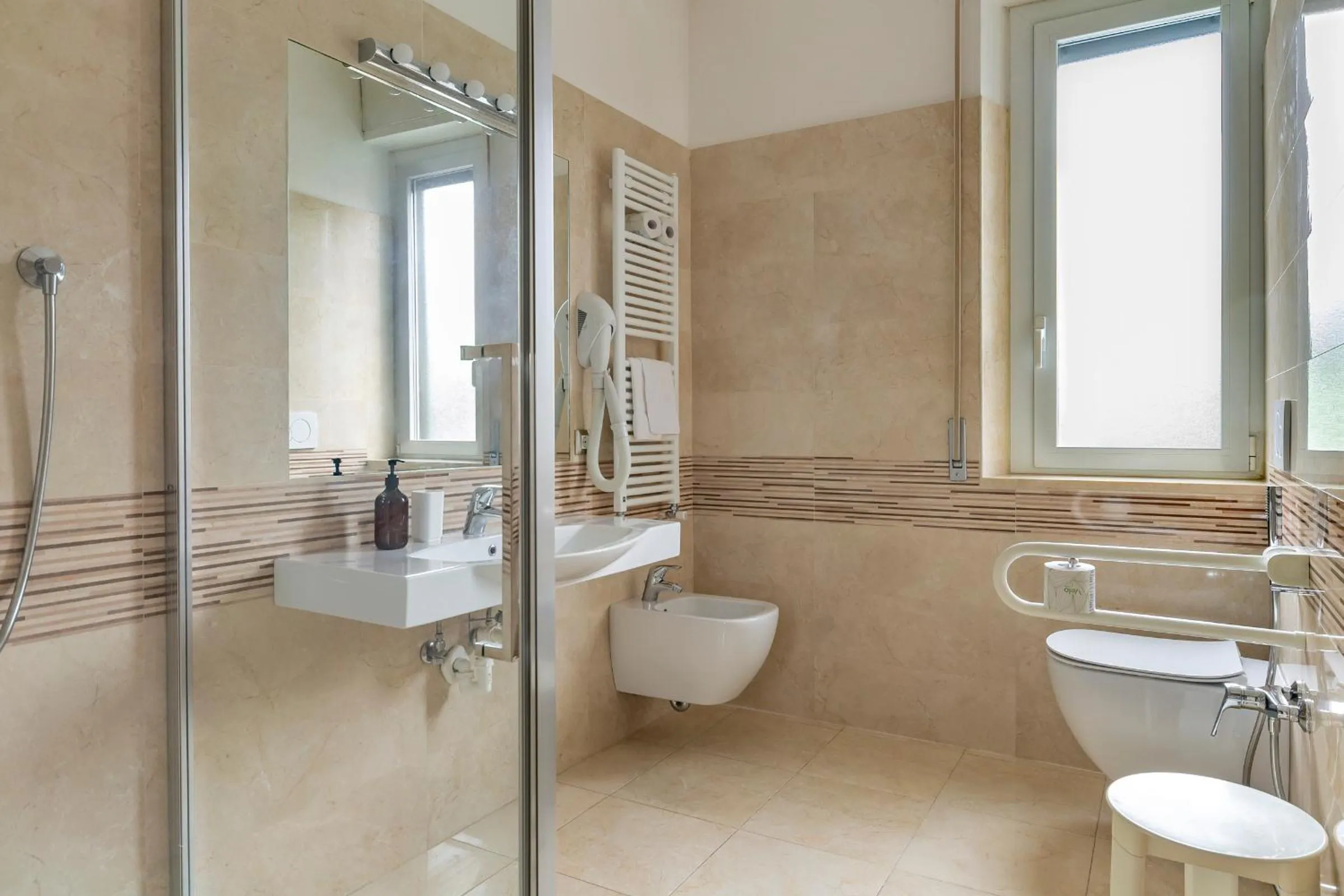 Shower in UniHo Hostel