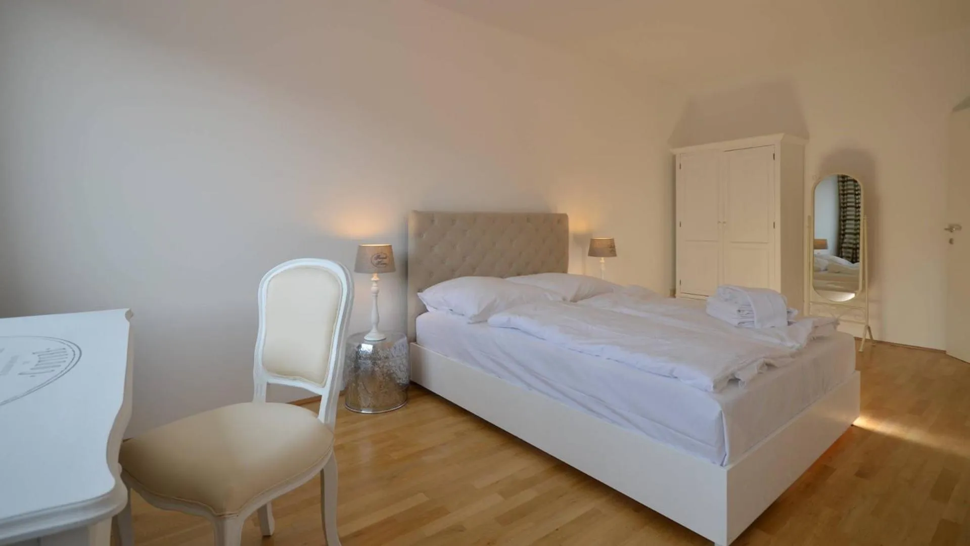 Bed in Vienna Residence, Naschmarkt - Karlsplatz