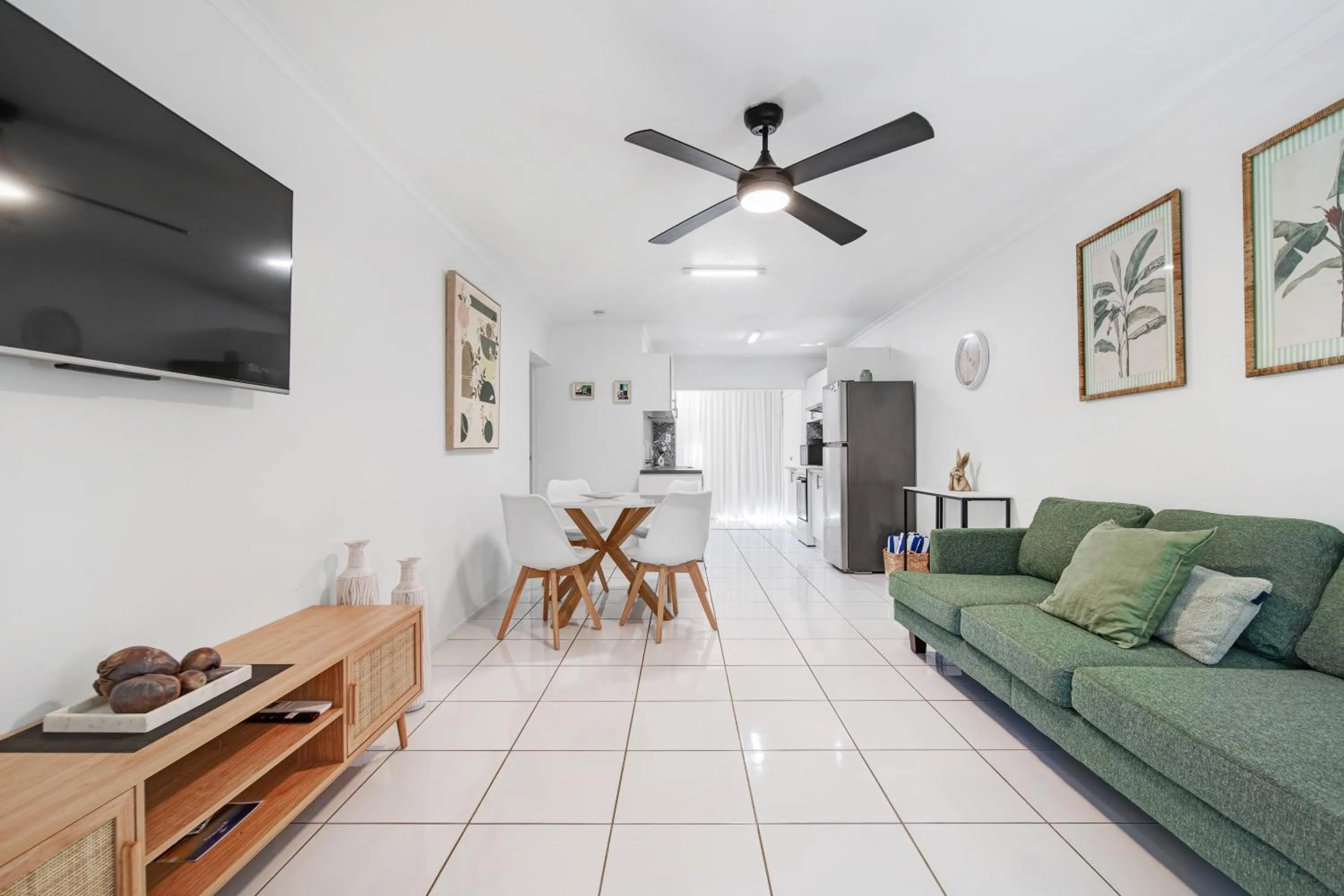 Living room in Beachcomber Peregian Beach