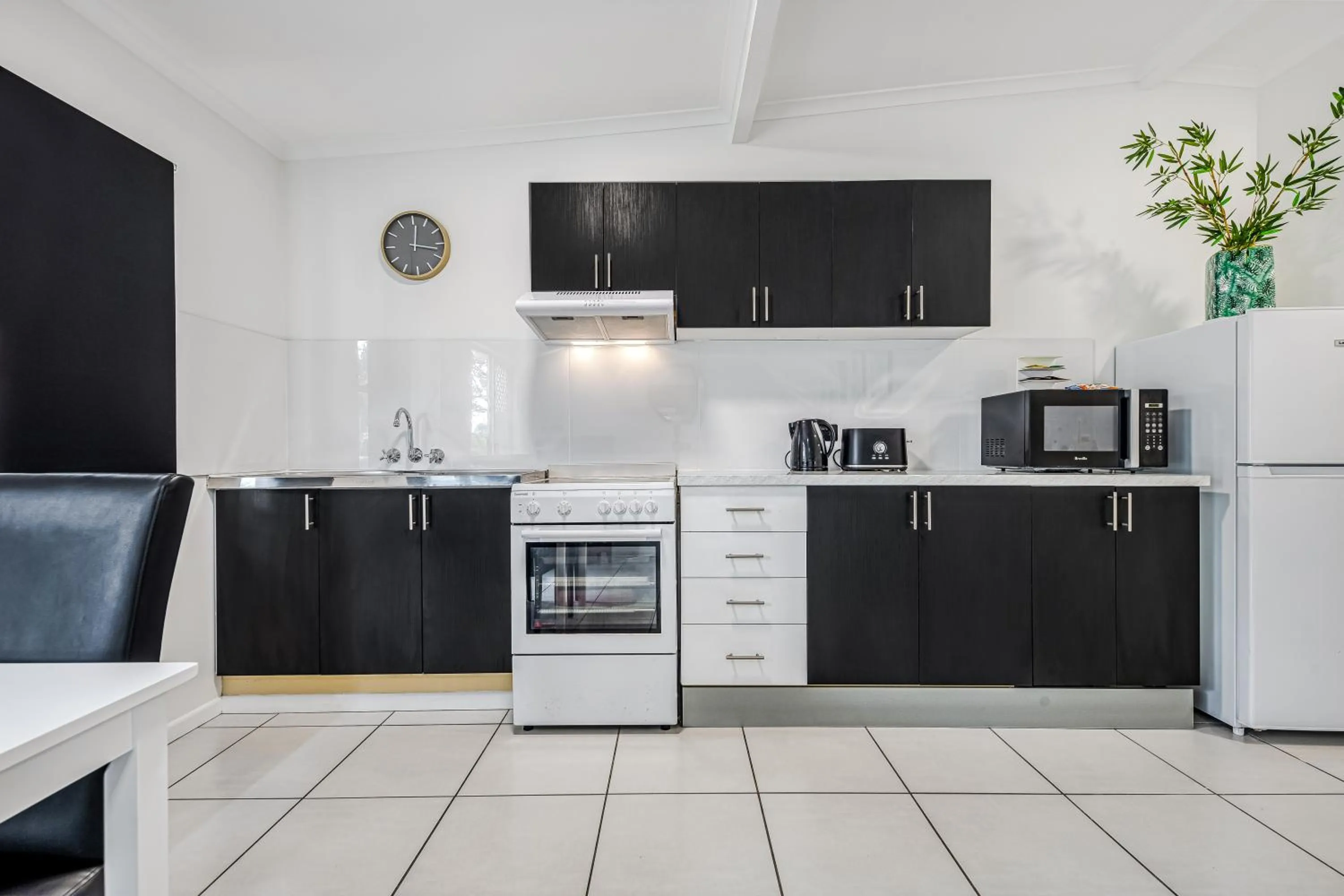 One-Bedroom Apartment with Balcony in Beachcomber Peregian Beach