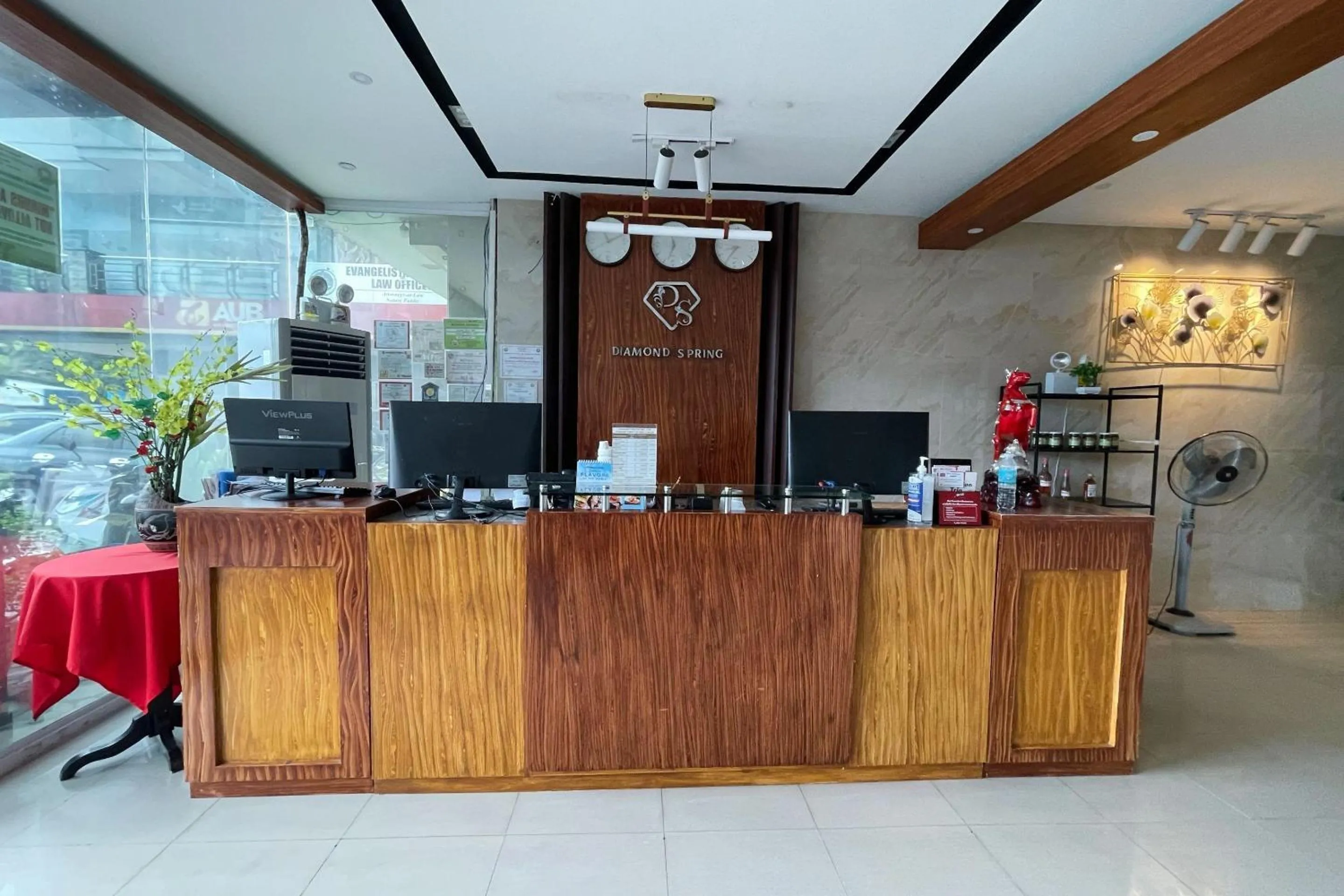 Lobby or reception in Diamond Spring Hotel Angeles