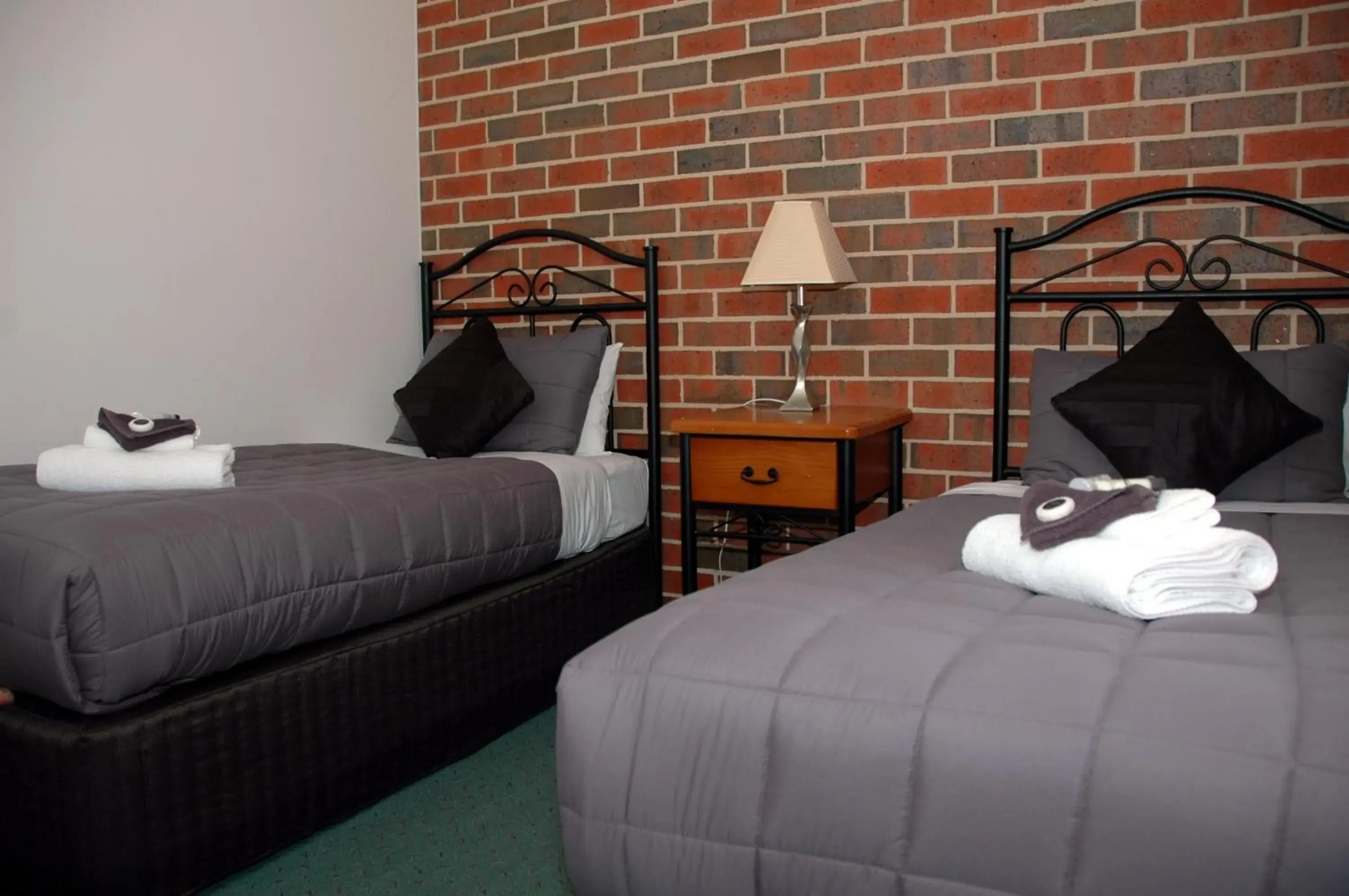 Family Two-Bedroom Suite in Poachers Paradise Family Two-Bedroom Suite in Poachers Paradise