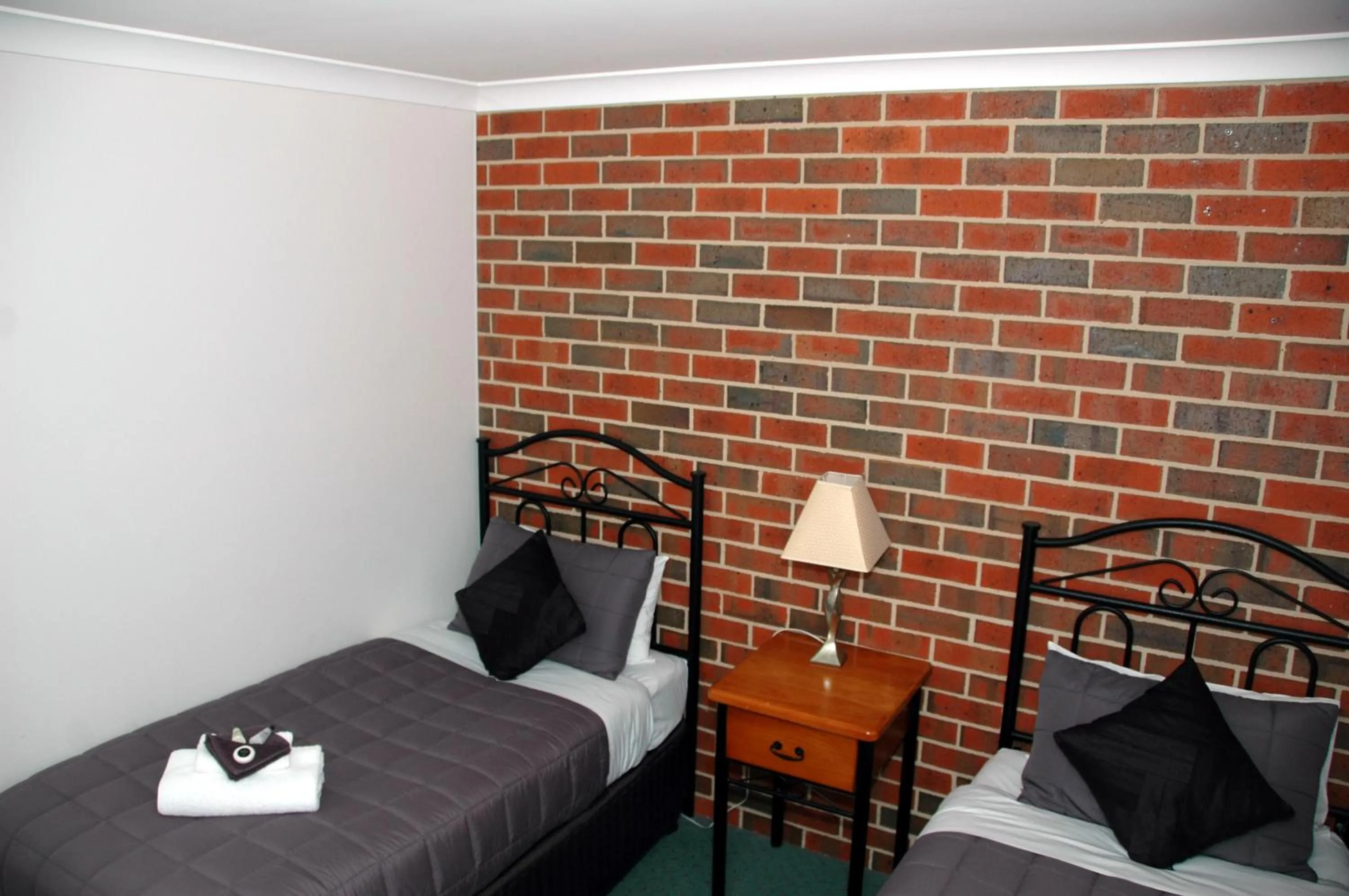 Bedroom, Bed in Poachers Paradise