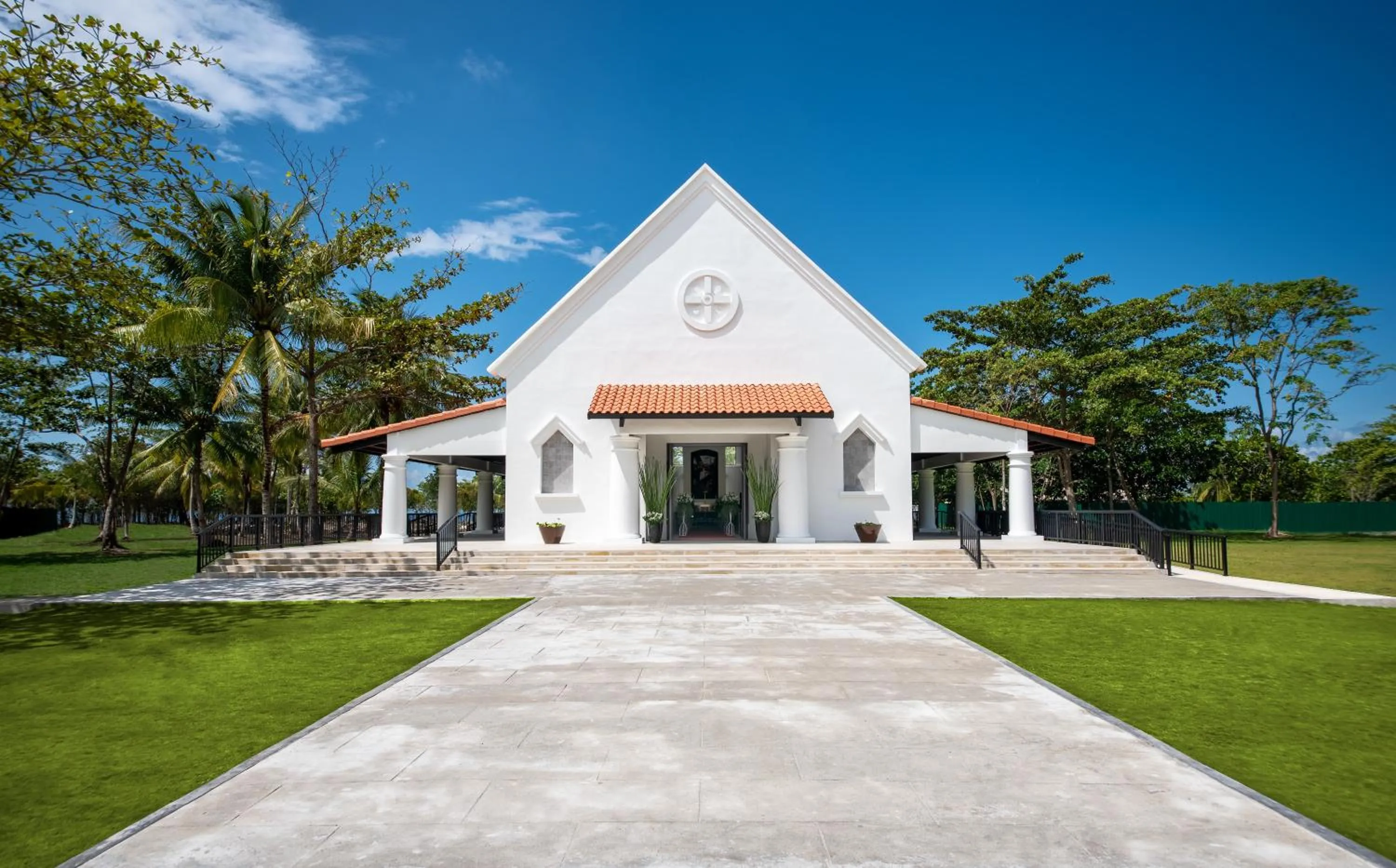 Dusit Thani Lubi Plantation Resort