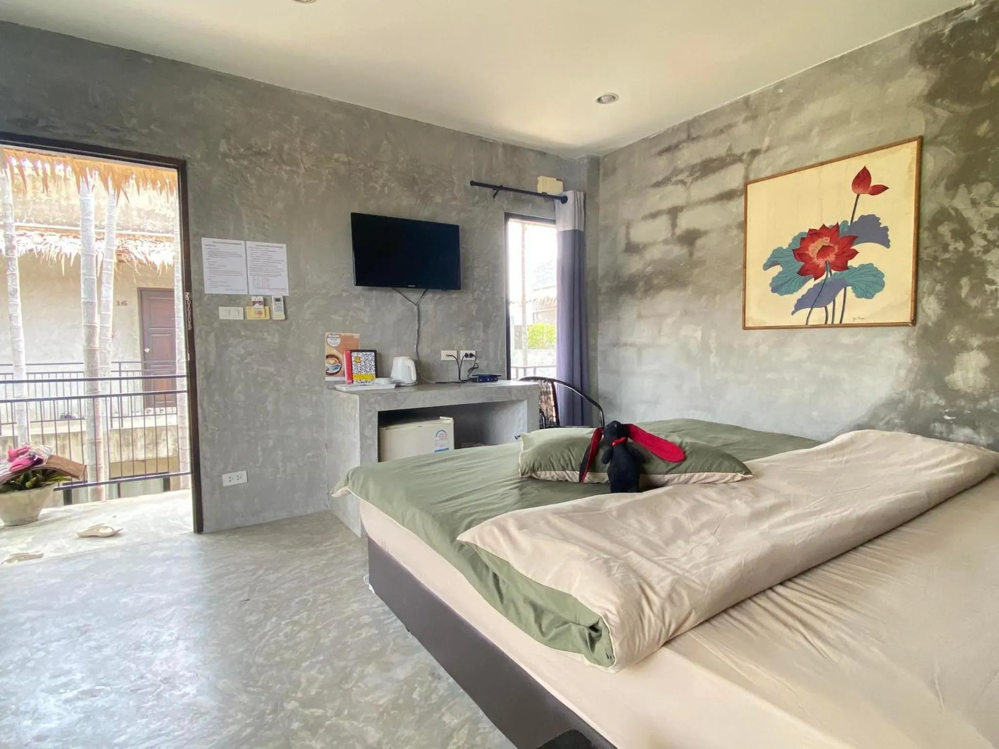 Bed in The Curve Residence