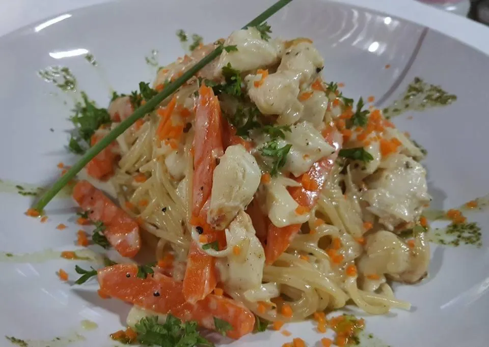 Restaurant/places to eat in The Curve Residence